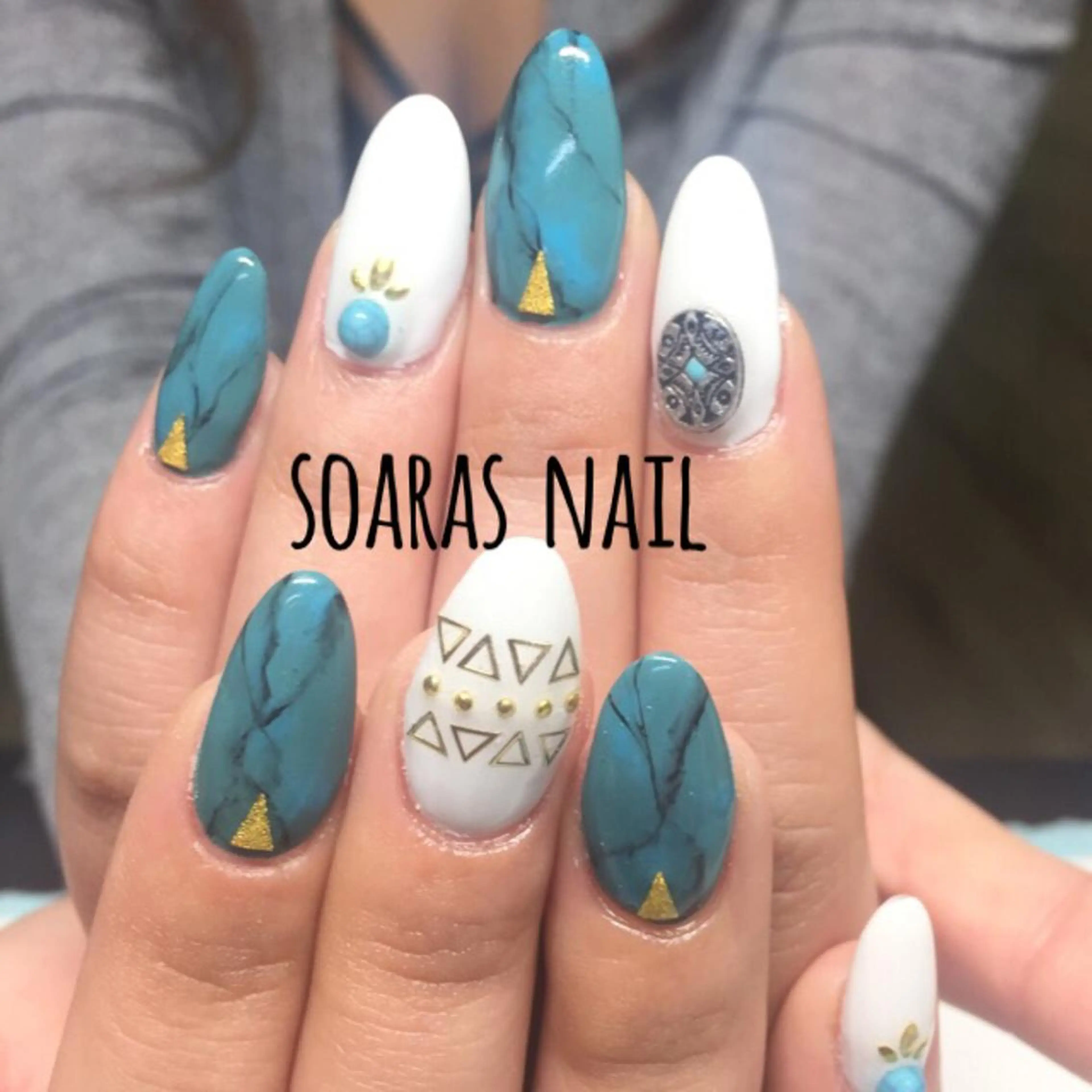 ネイル ジェルネイル soaras nailのネイルデザイン