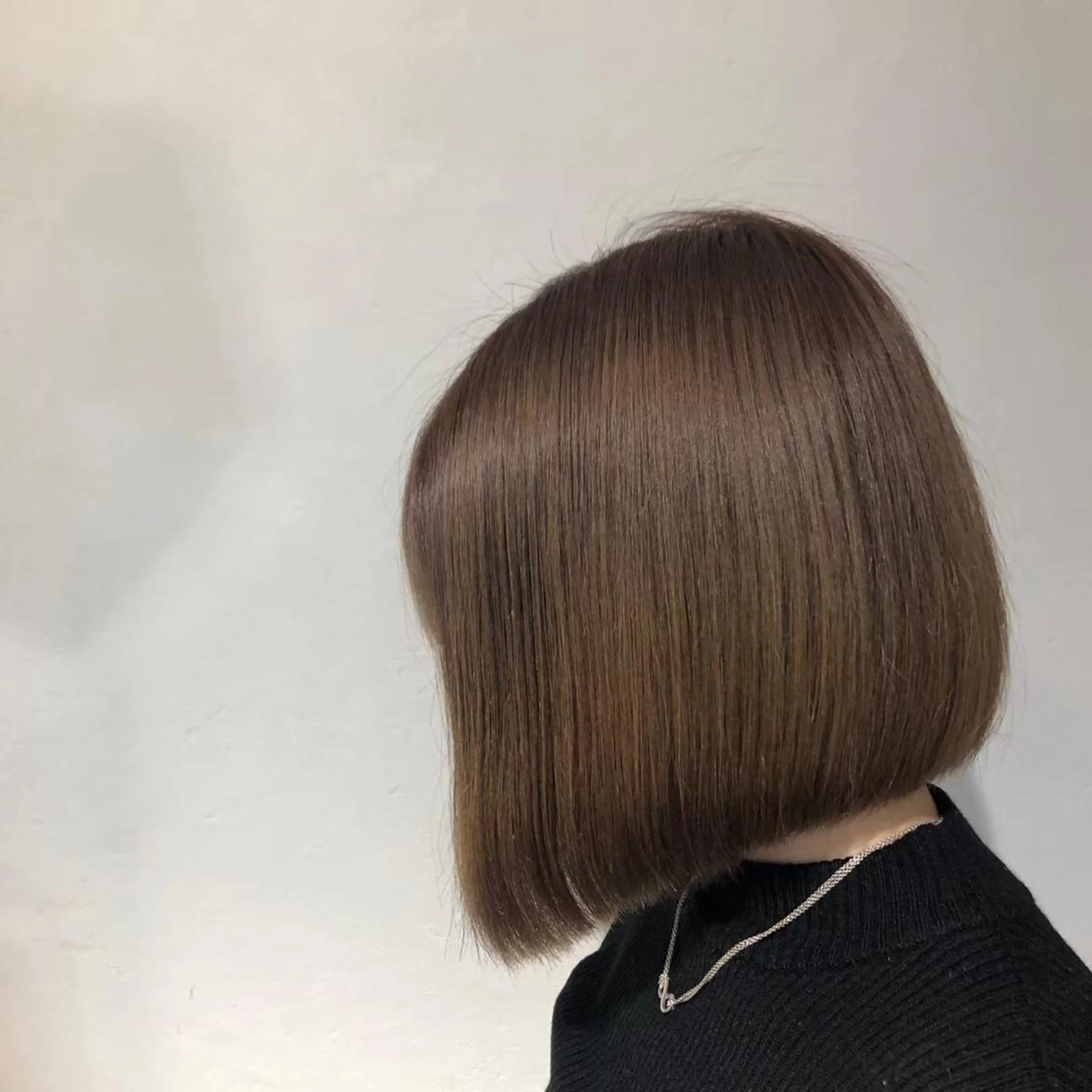 ショート カット ヘアカラー 野々村 裕菜のヘアスタイル