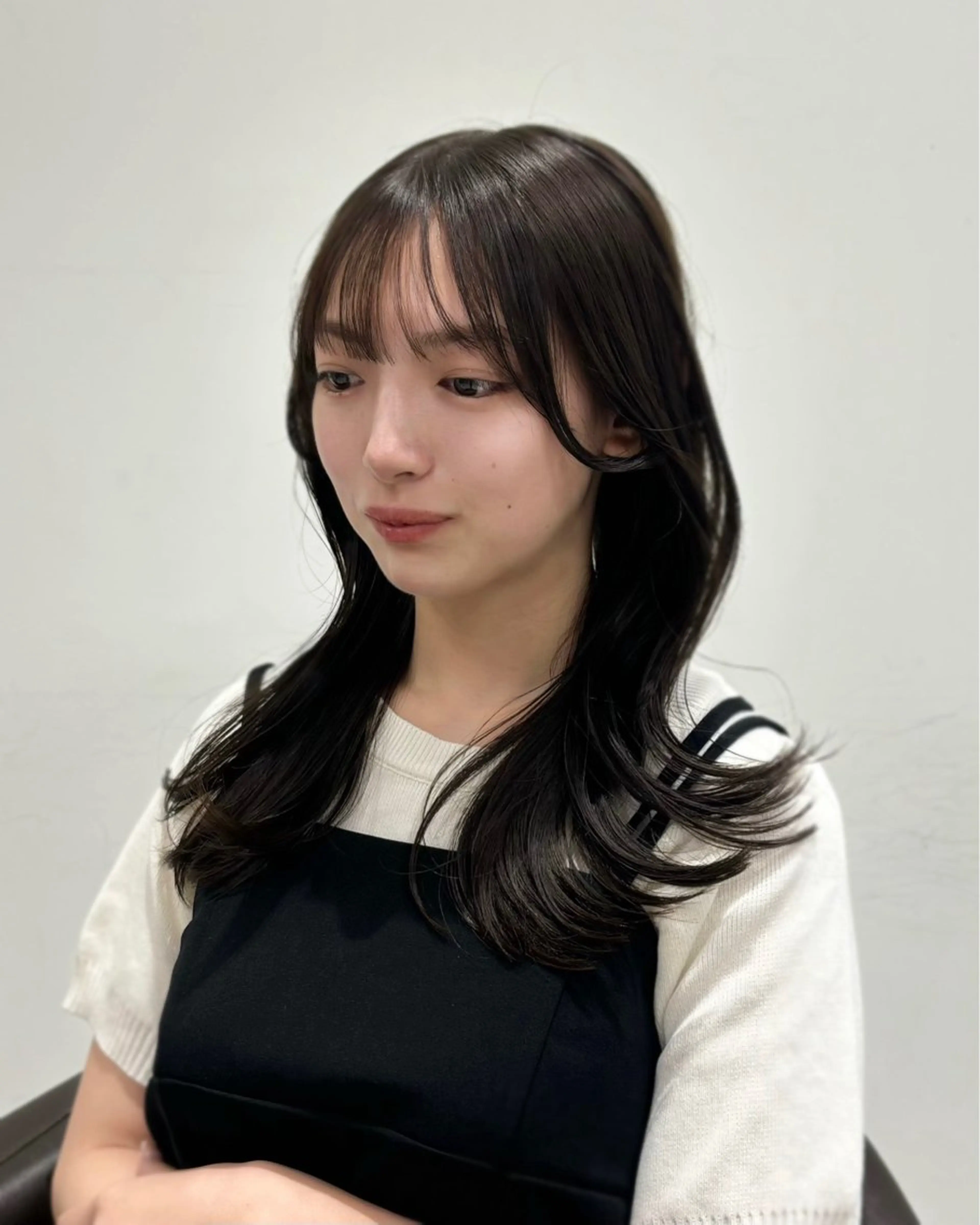 セミロング カラー 岡山 愛のヘアスタイル