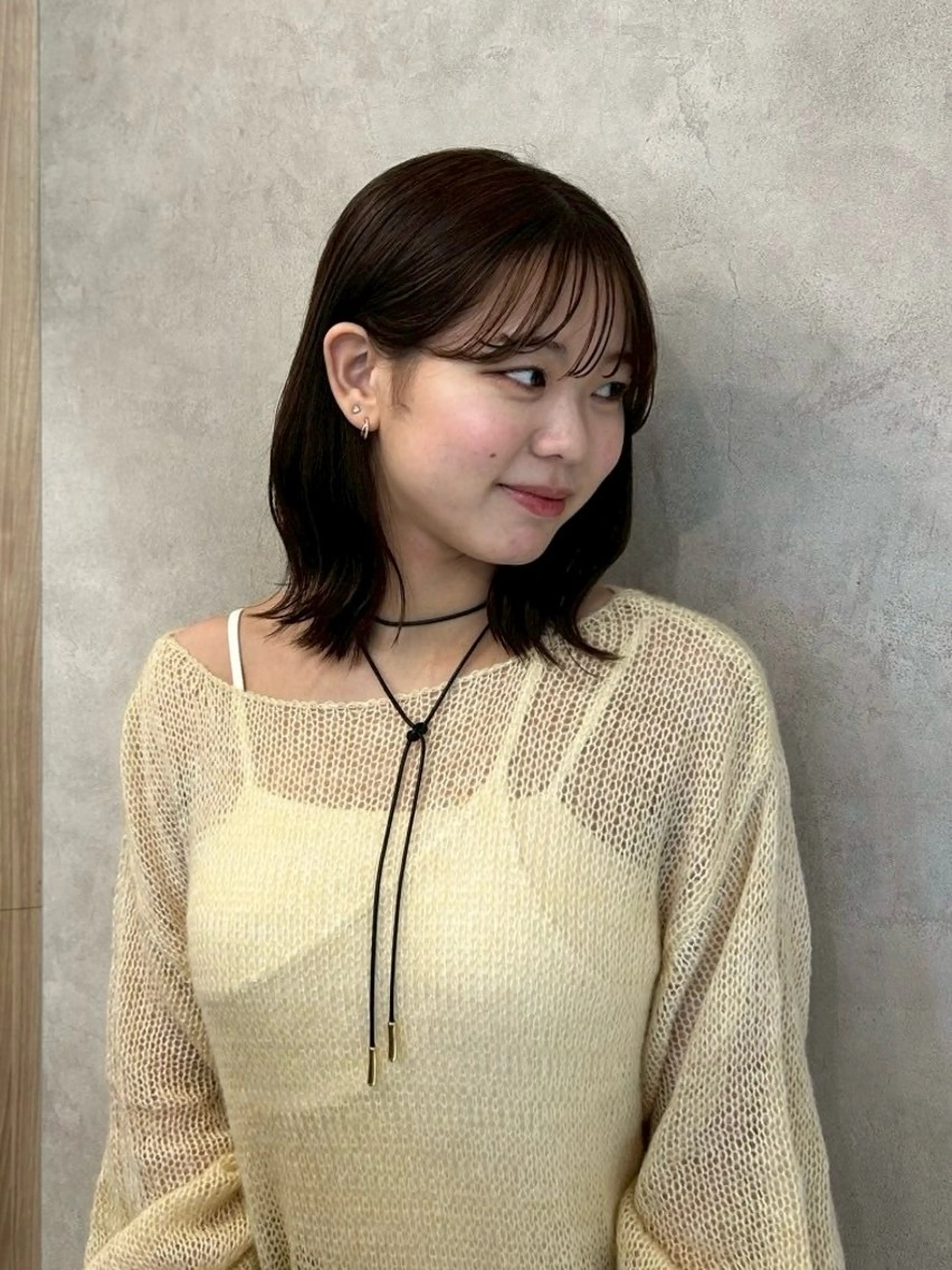 ミディアム 新宅 藍のヘアスタイル