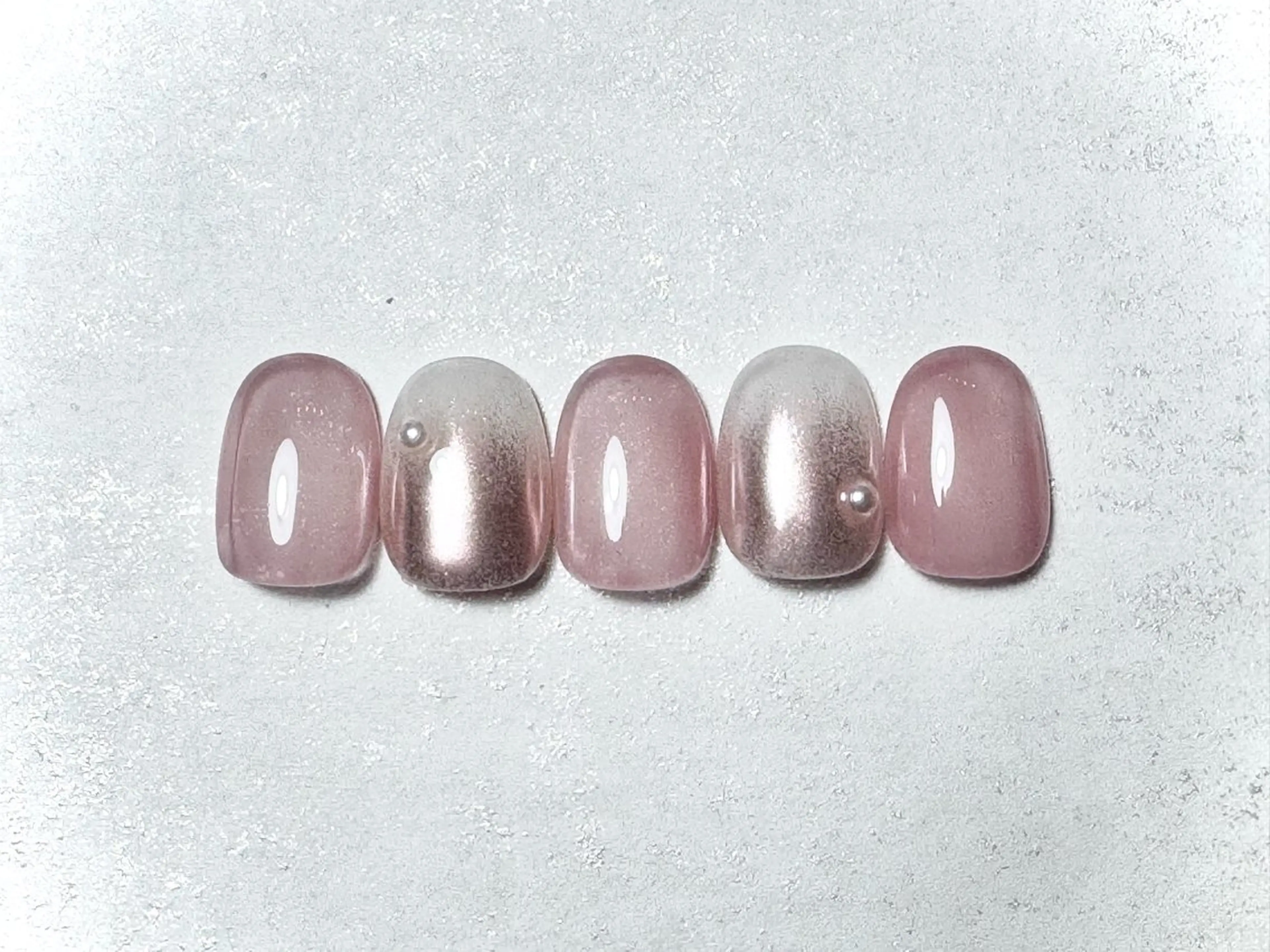 ネイル ハンドネイル irono .のネイルデザイン