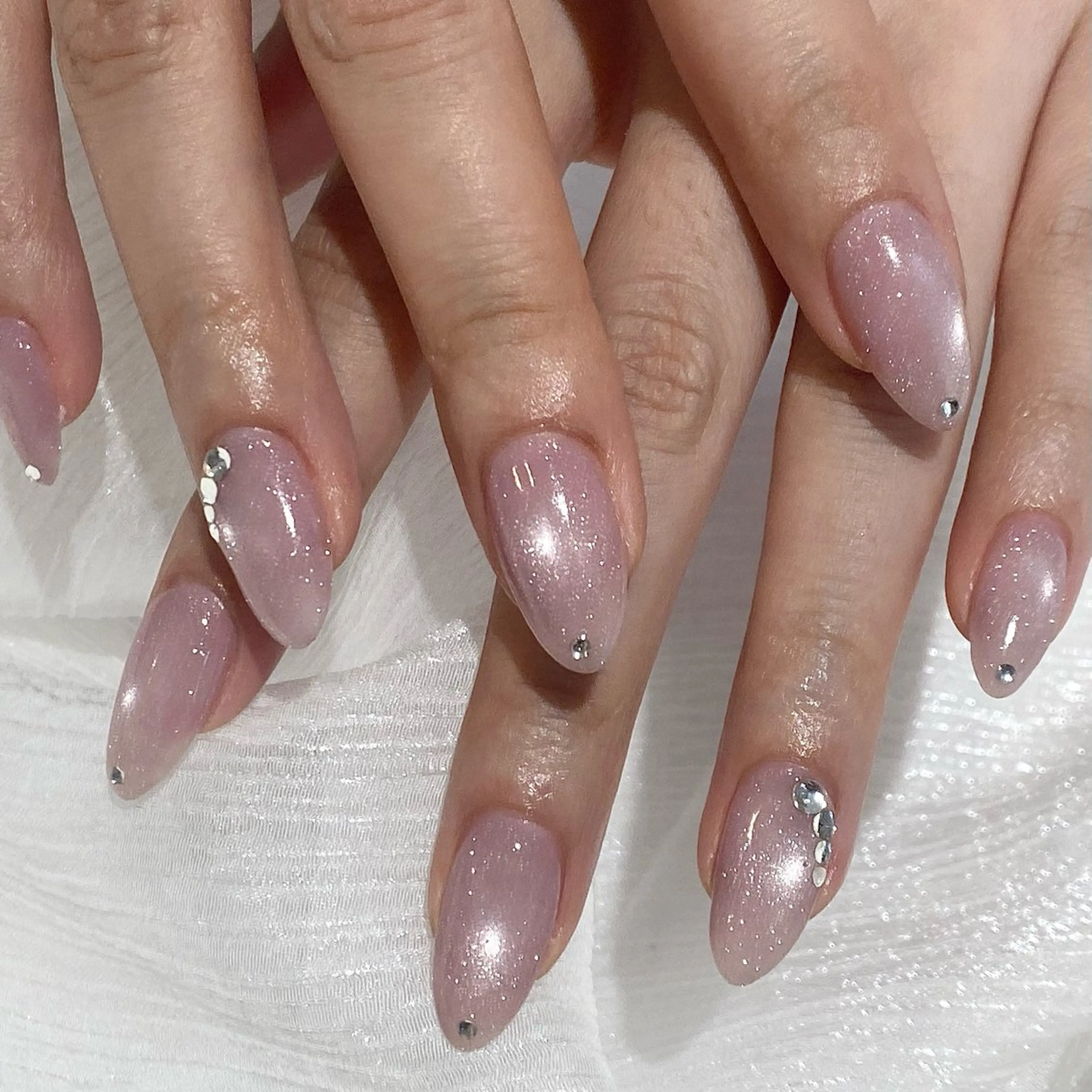 ネイル キラキラネイル マグネットネイル ストーンネイル ハンドネイル ♡うるちゅるネイル♡ Julianaのネイルデザイン