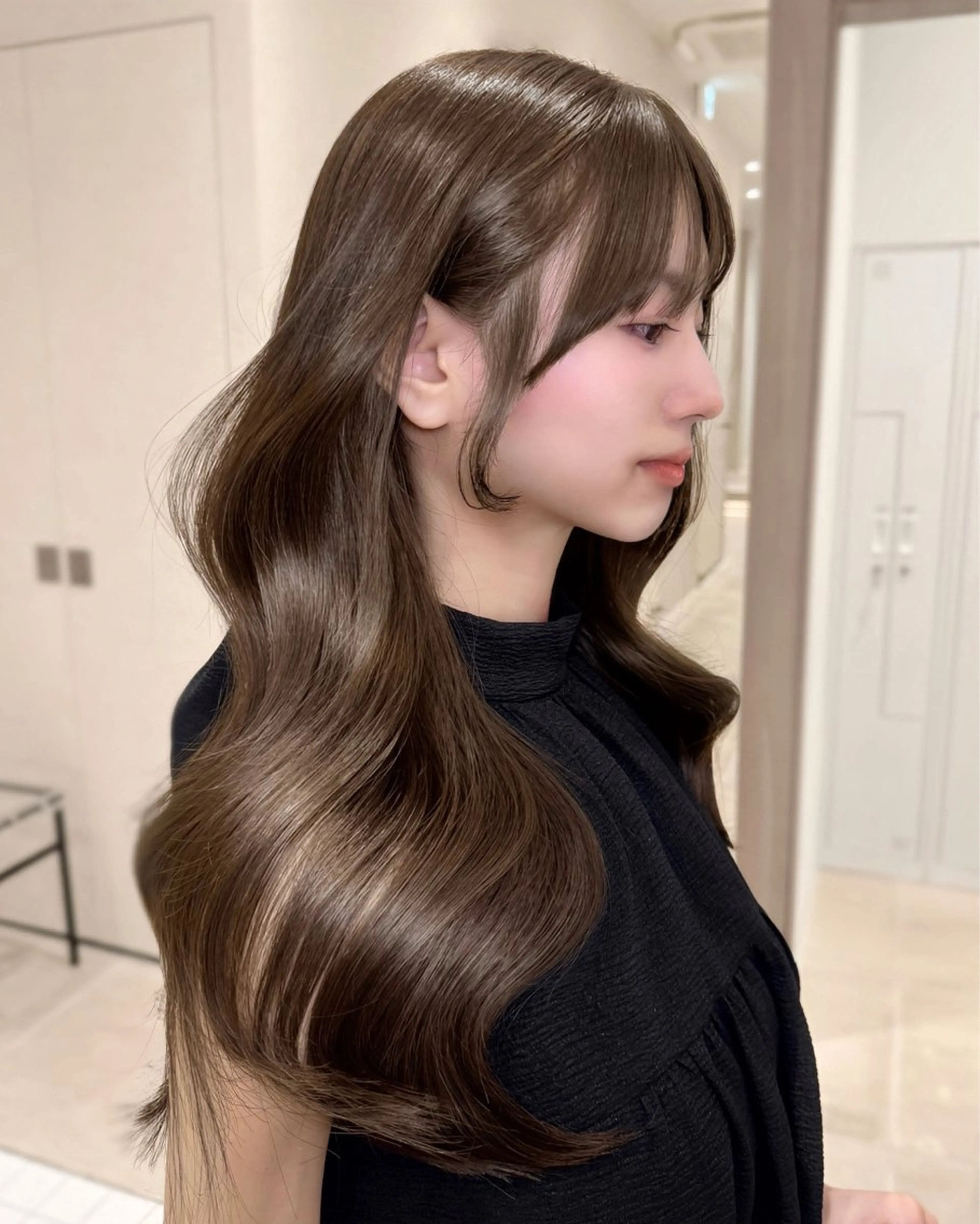 ロング 𝑀𝐼𝐾𝑈🤍 SALOWIN銀座のヘアスタイル