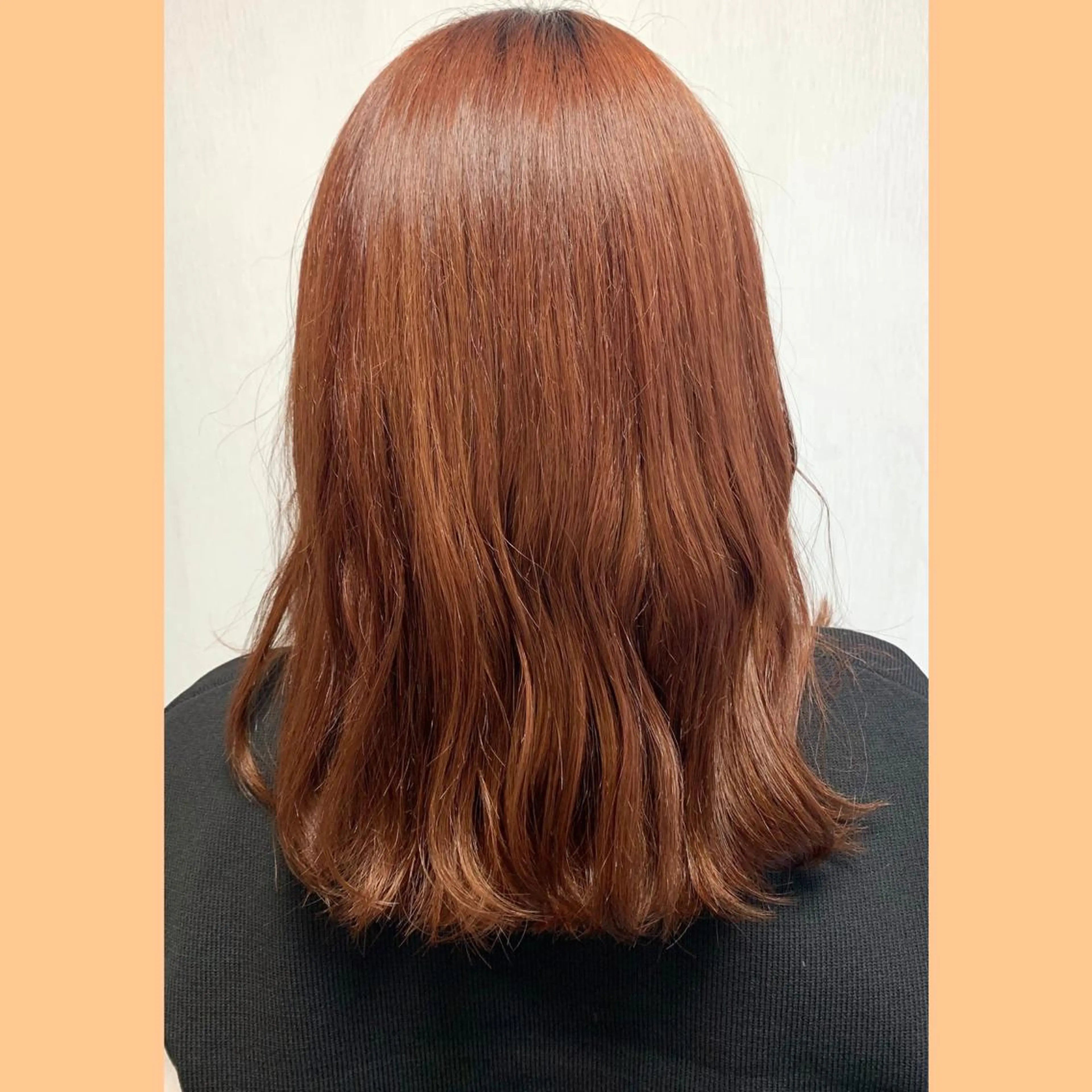 セミロング カラー ブラウンカラー オレンジ オレンジブラウン 浅沼 久瑠美のヘアスタイル