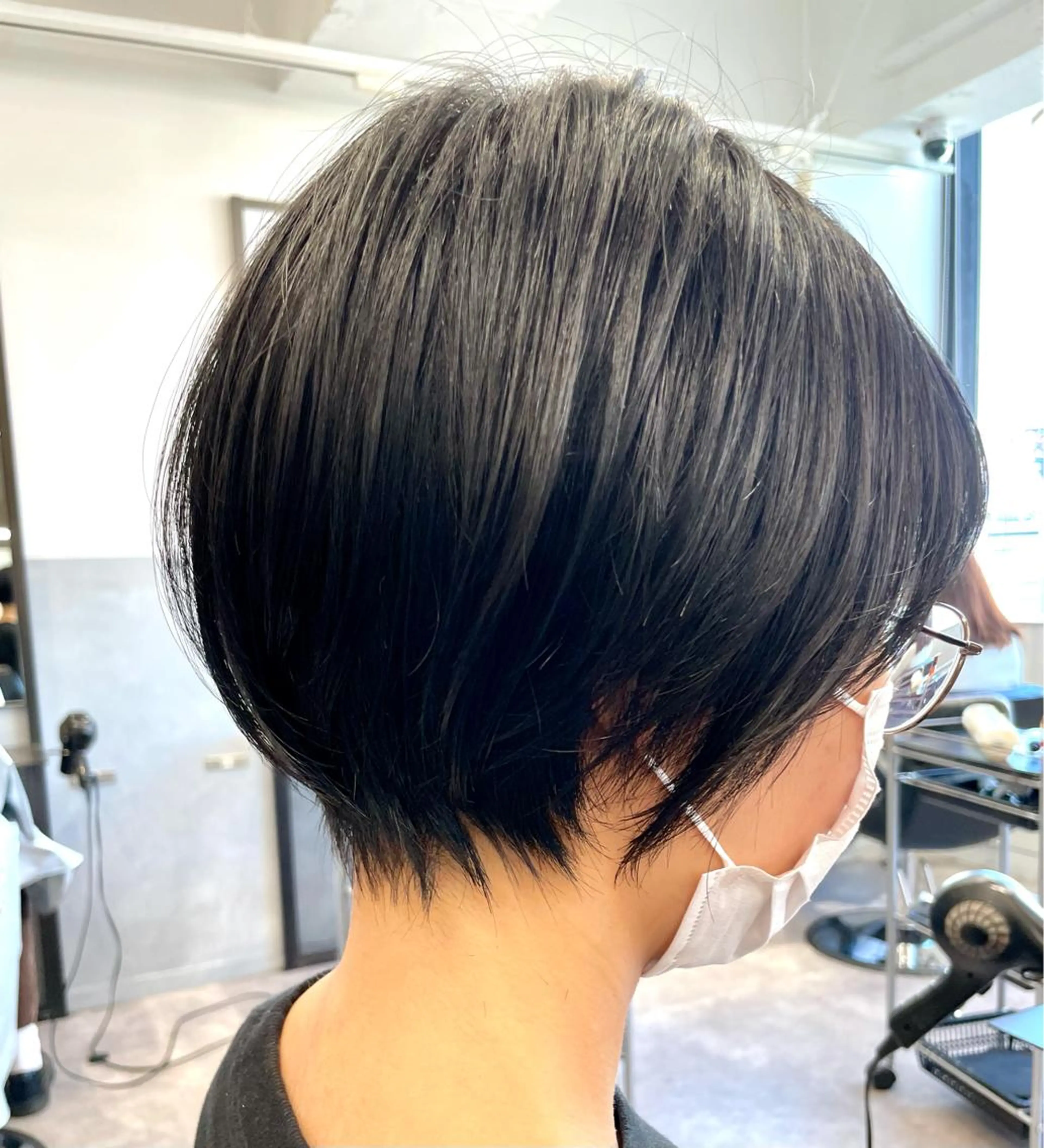 ショート カラー ネイル マツエク・マツパ カット ヘアカラー トリートメント 色気レイヤー& ショートはお任せ🌟のヘアスタイル