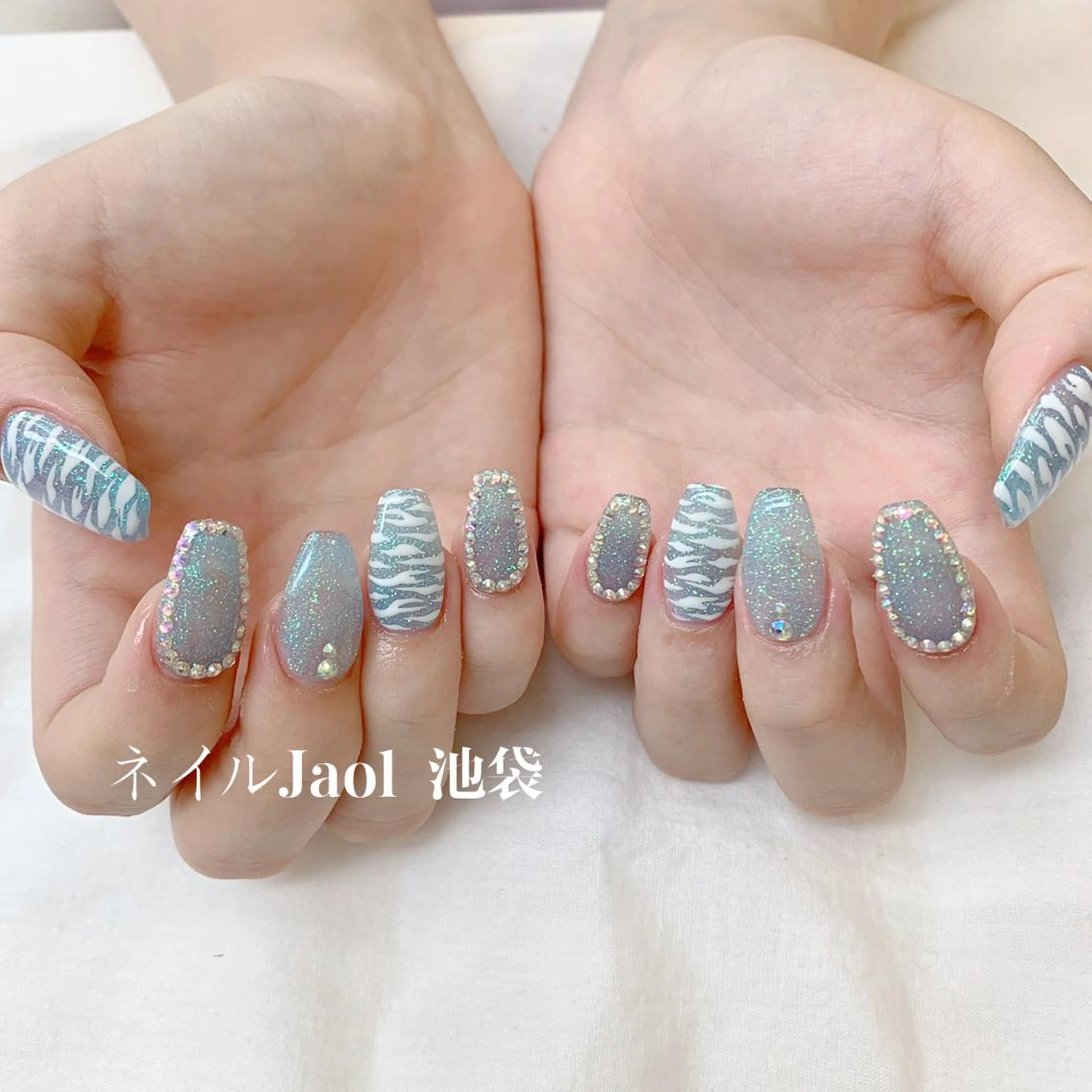 ミディアム nail jaol池袋店所属・ネイルJaol 池袋のネイルデザイン