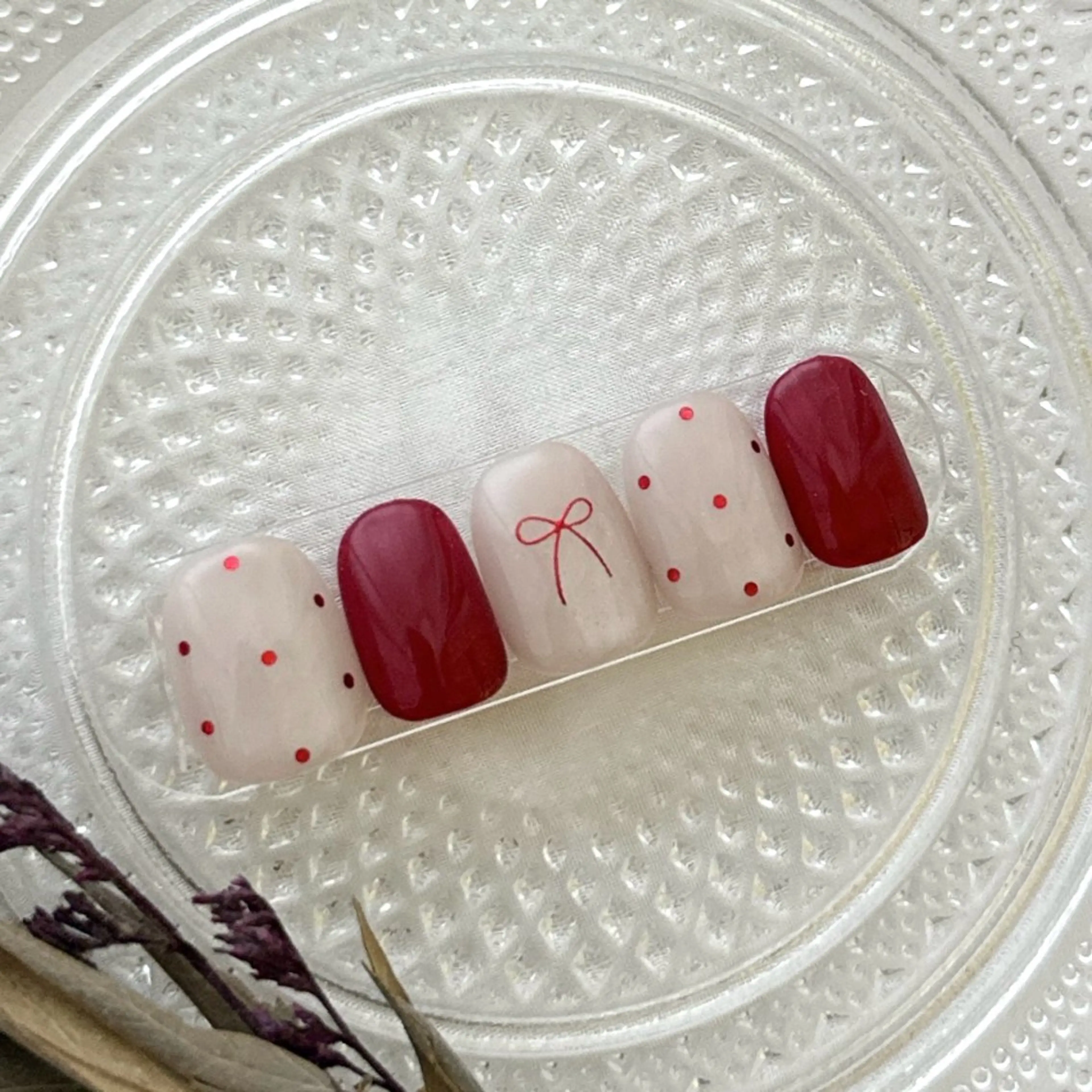 ネイル 赤色 ハンドネイル peaberry nailのネイルデザイン