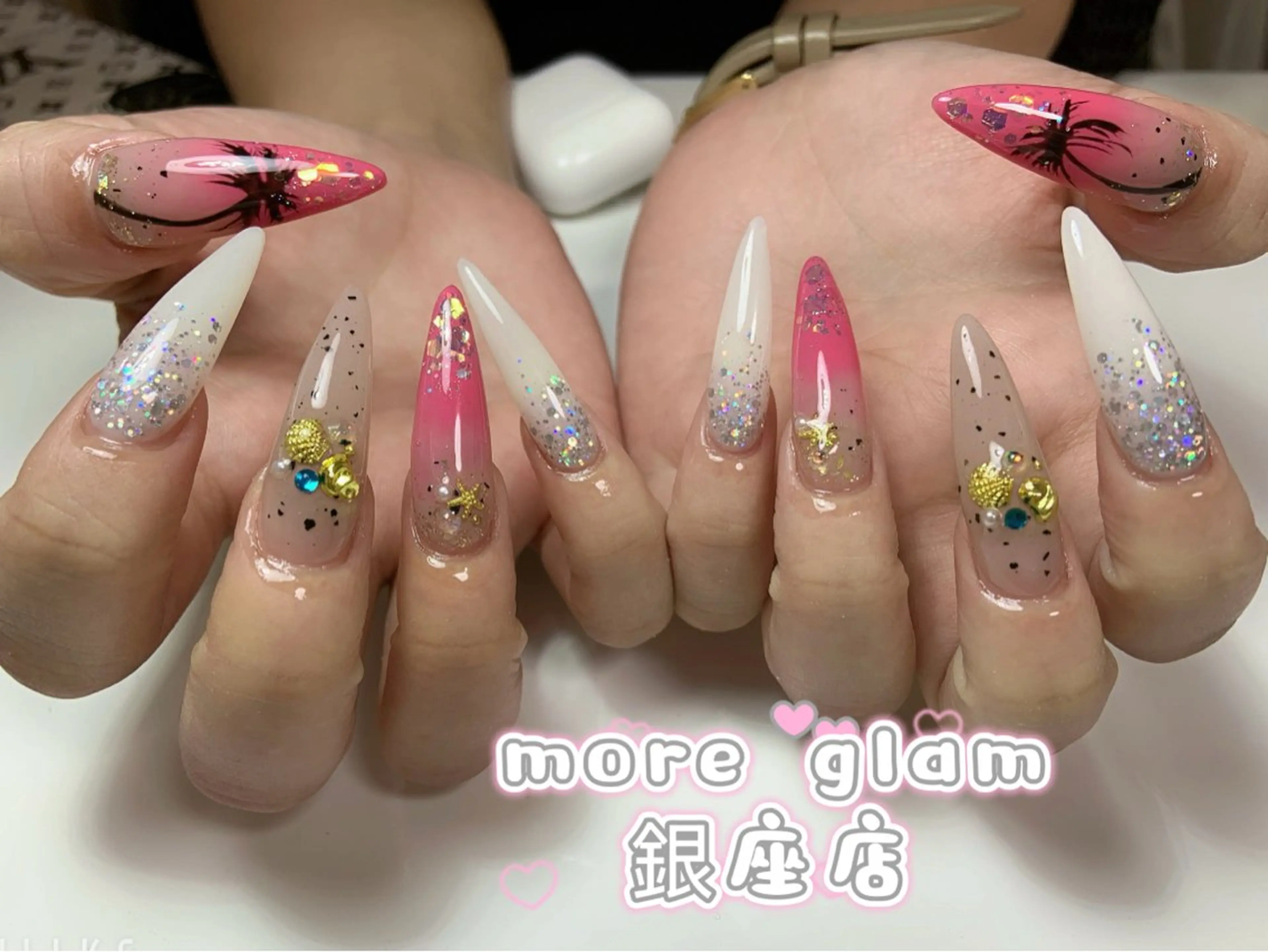ネイル more glam nail銀座店のネイルデザイン