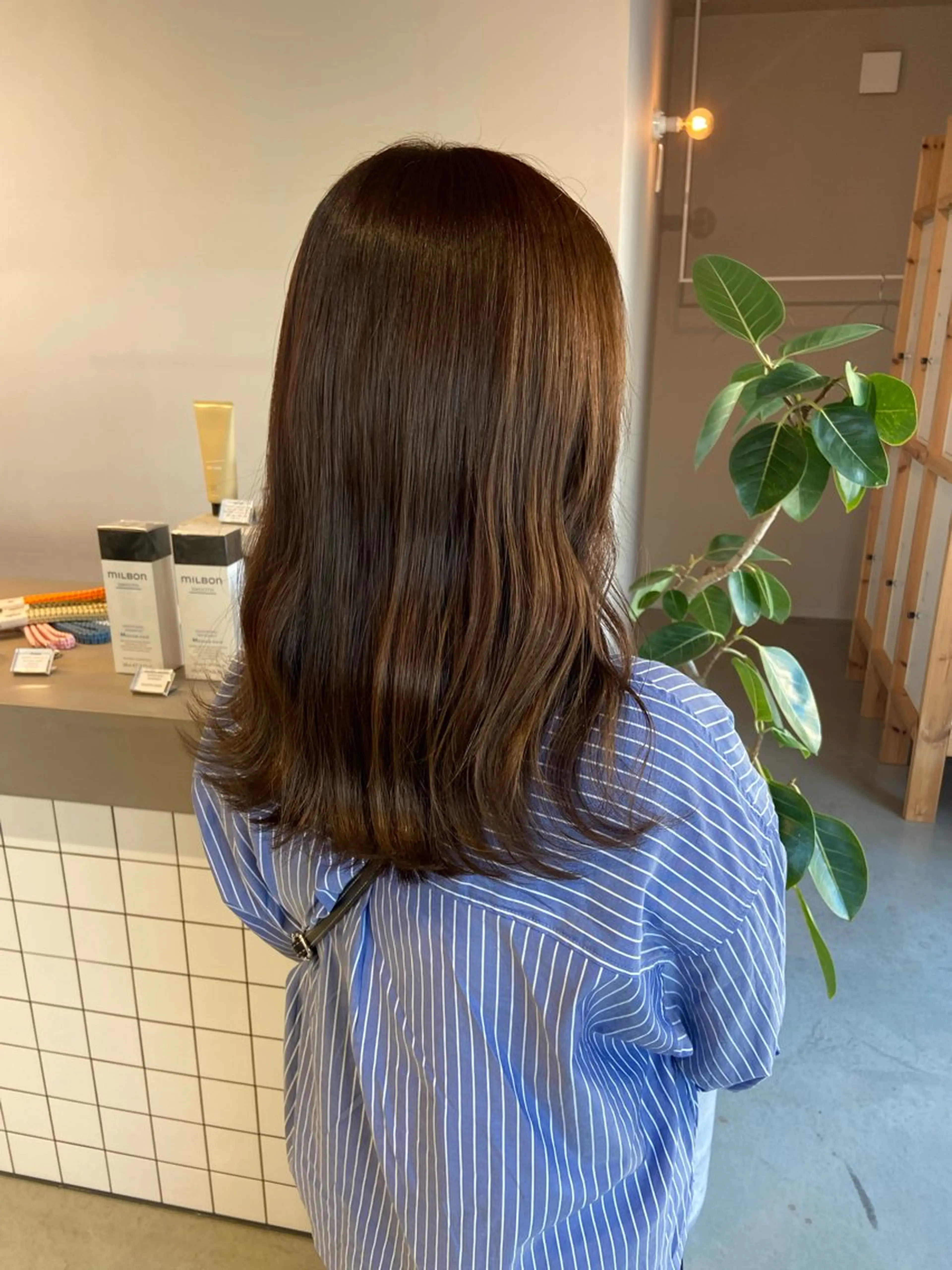 セミロング カラー haruki所属・. nozomiのヘアスタイル