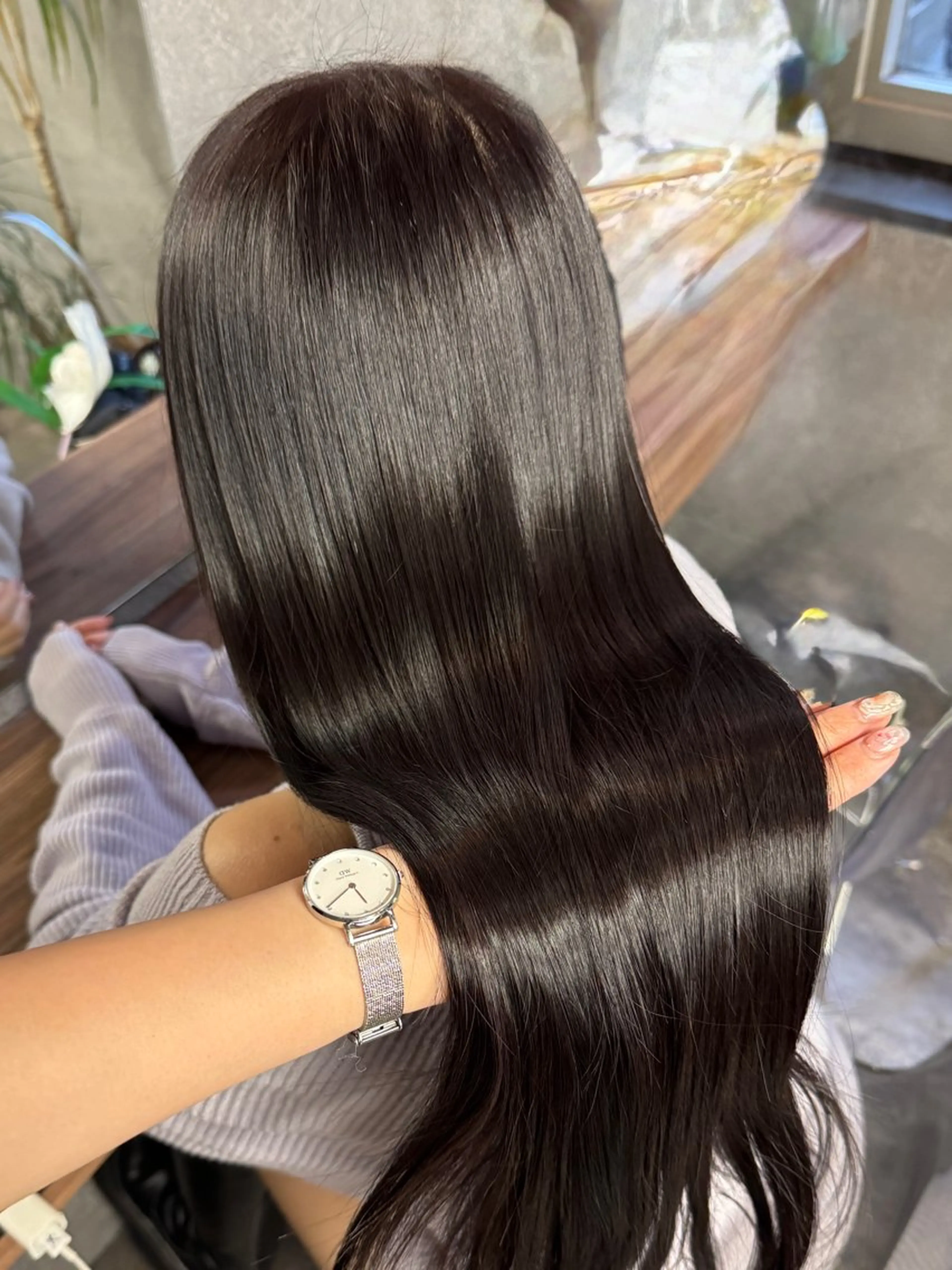 ロング ヘアカラー トリートメント 髪質改善/艶髪 MINAMIのヘアスタイル