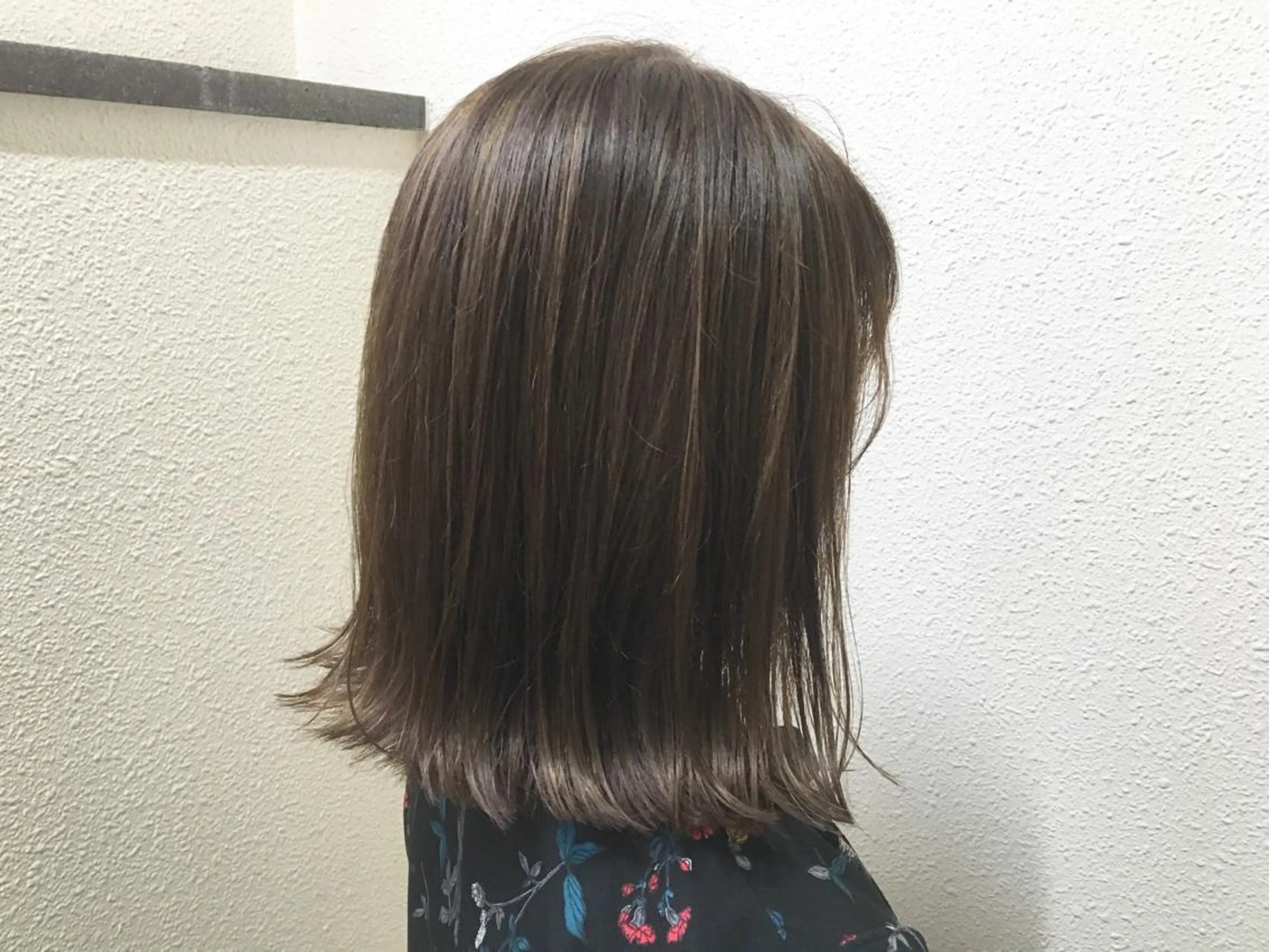 ミディアム カラー ハイライトカラー ハイライト 半個室女性salon 🩰Natsumiのヘアスタイル