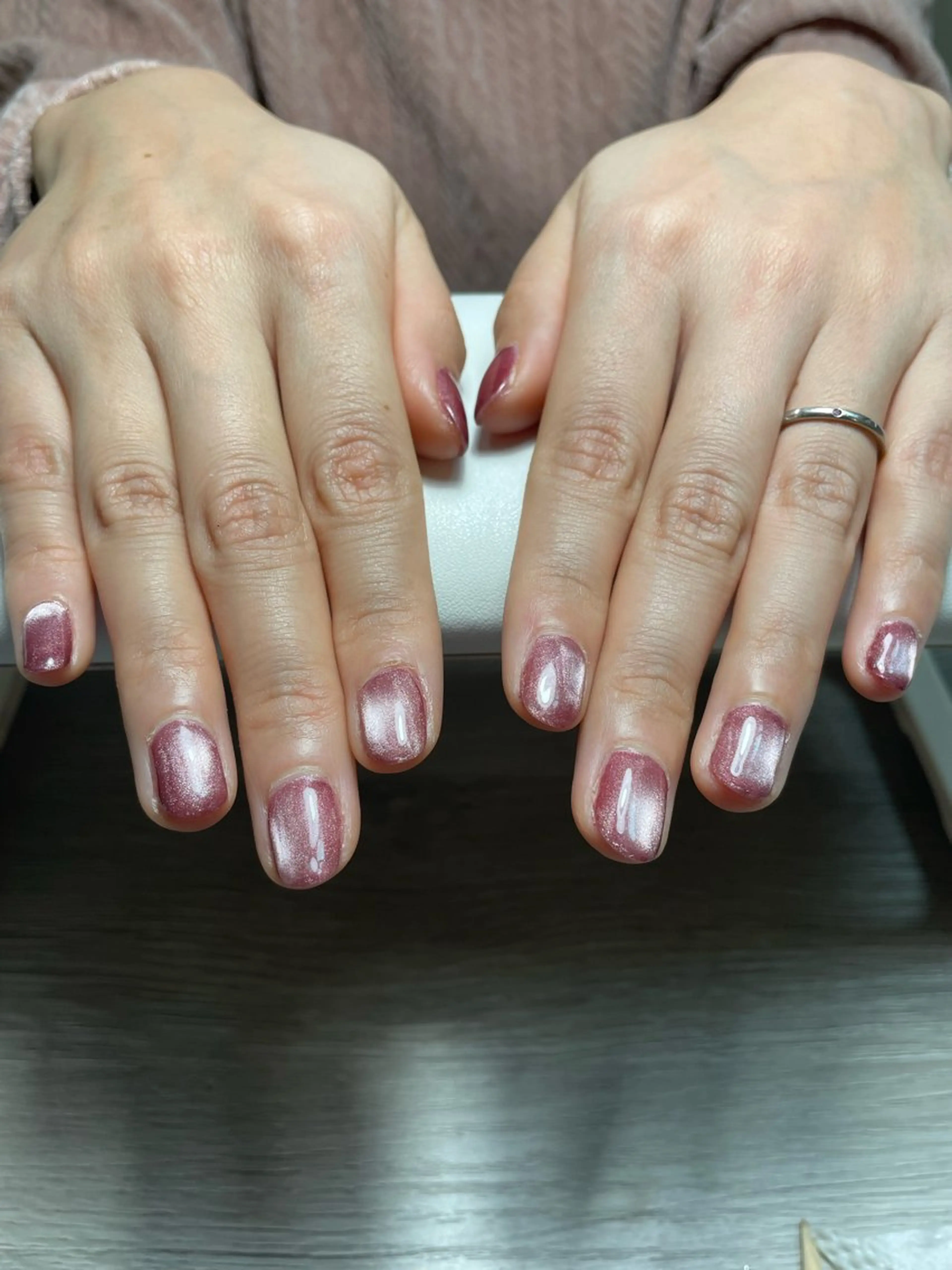 (オフあり)【モデル様募集】HANDマグネットネイル技術向上のため研修ネイリスト担当。の写真