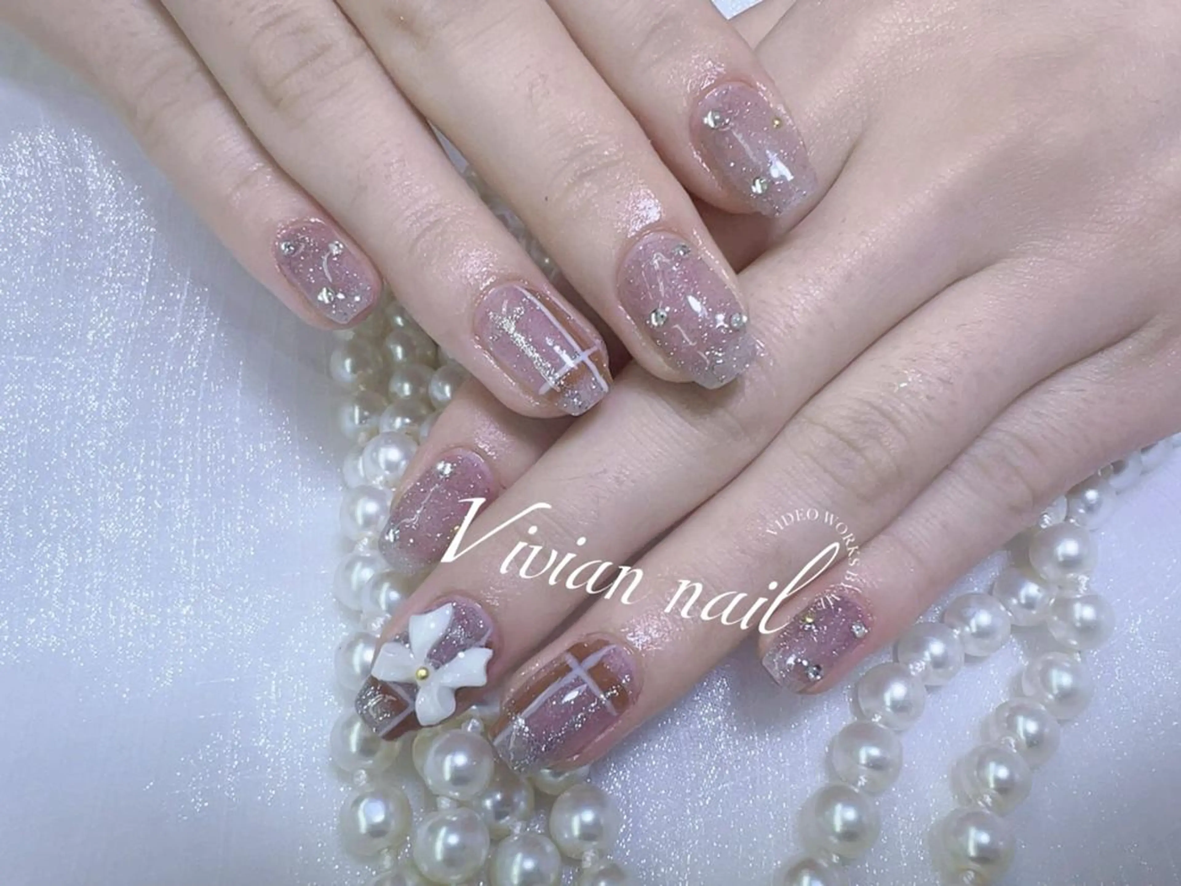 ネイル VIVIAN リサのネイルデザイン