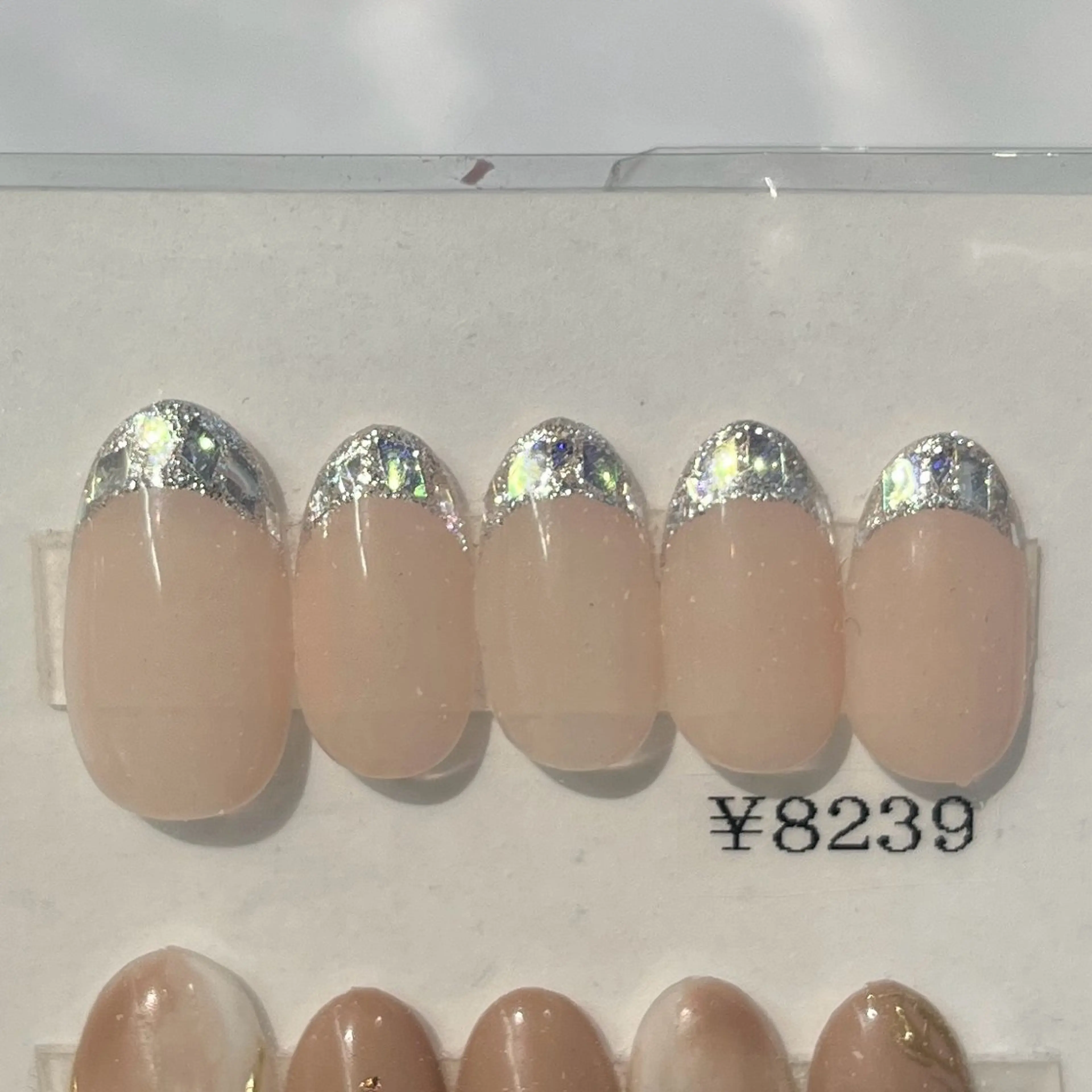 ネイル プラスネイル所属・かとう ここねのネイルデザイン