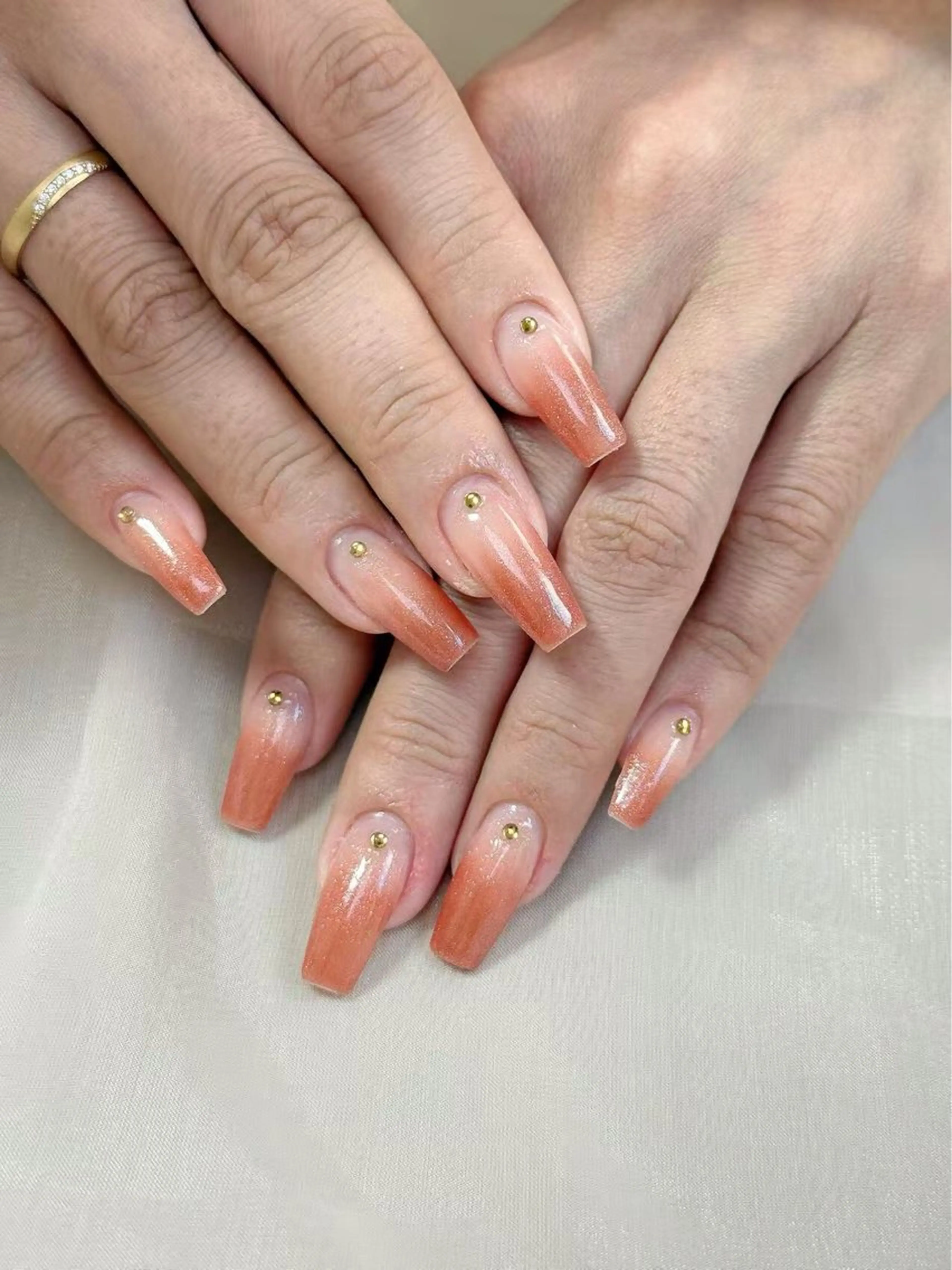 ネイル ハンドネイル 小 雨のネイルデザイン