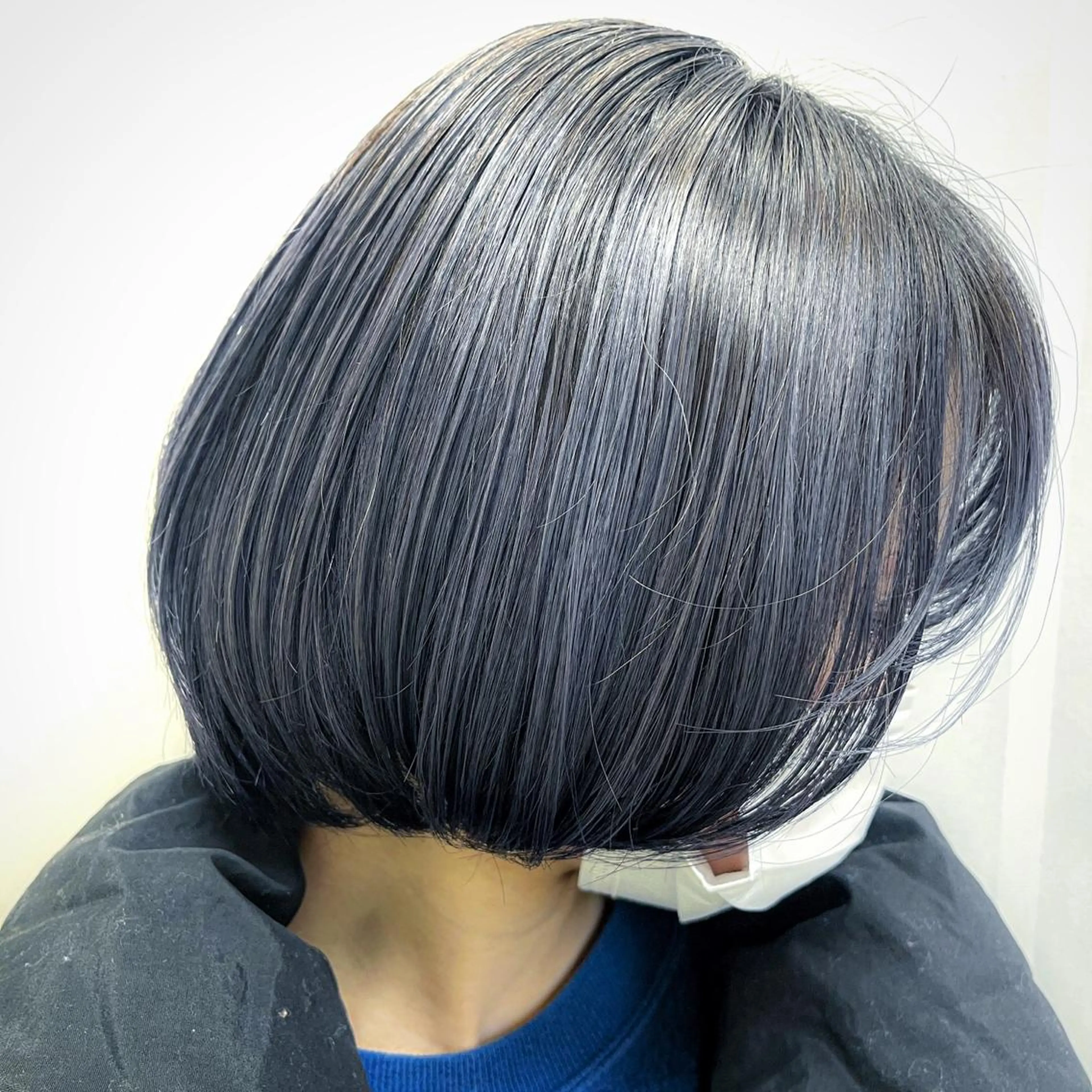 ショート カラー アディクシーカラー ブリーチ ケアブリーチ ディープパープル ダブルカラー OAK溝の口 𖠋SHINYAのヘアスタイル