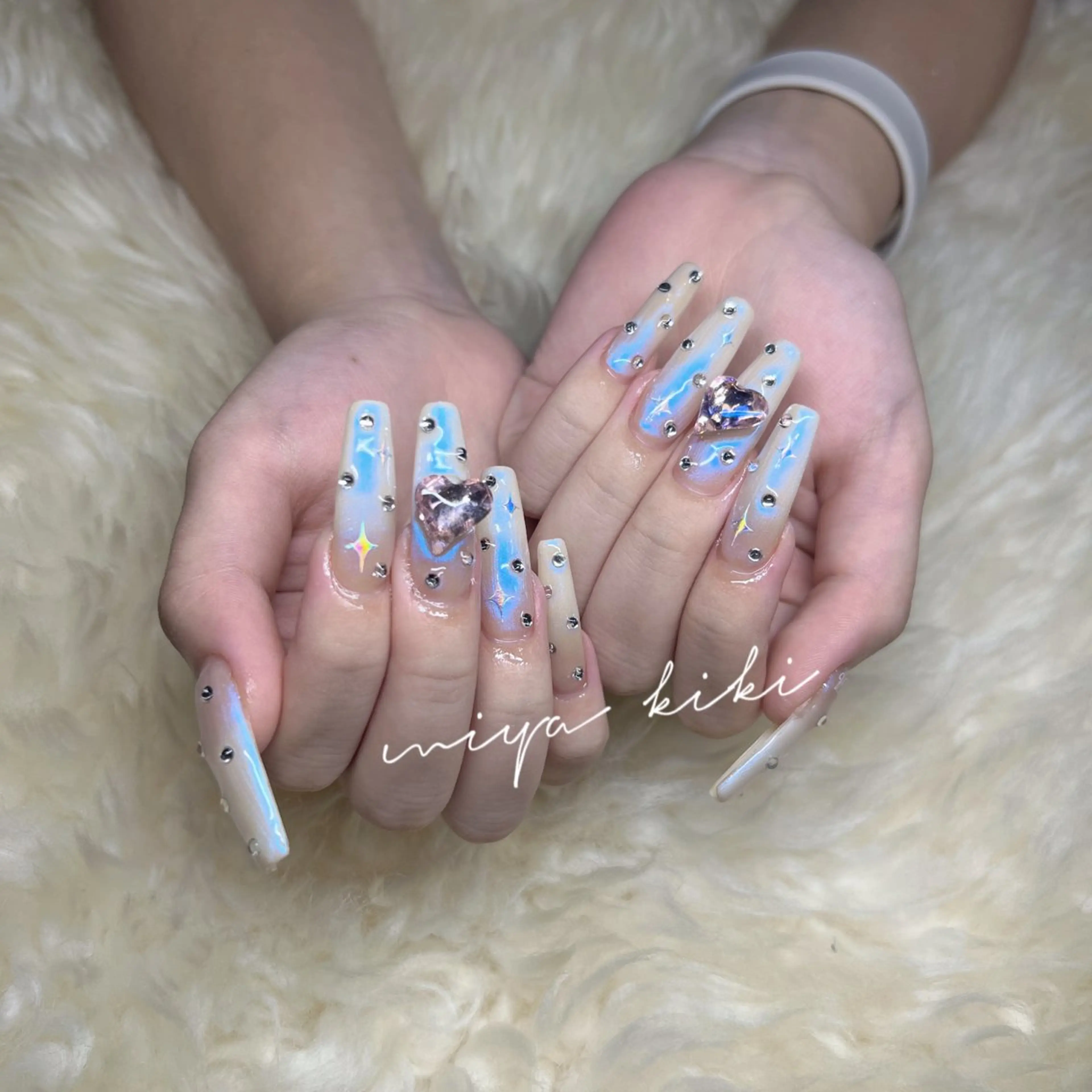 ロング ハンドネイル ハンドケア 💜MIYA nail川崎店のネイルデザイン