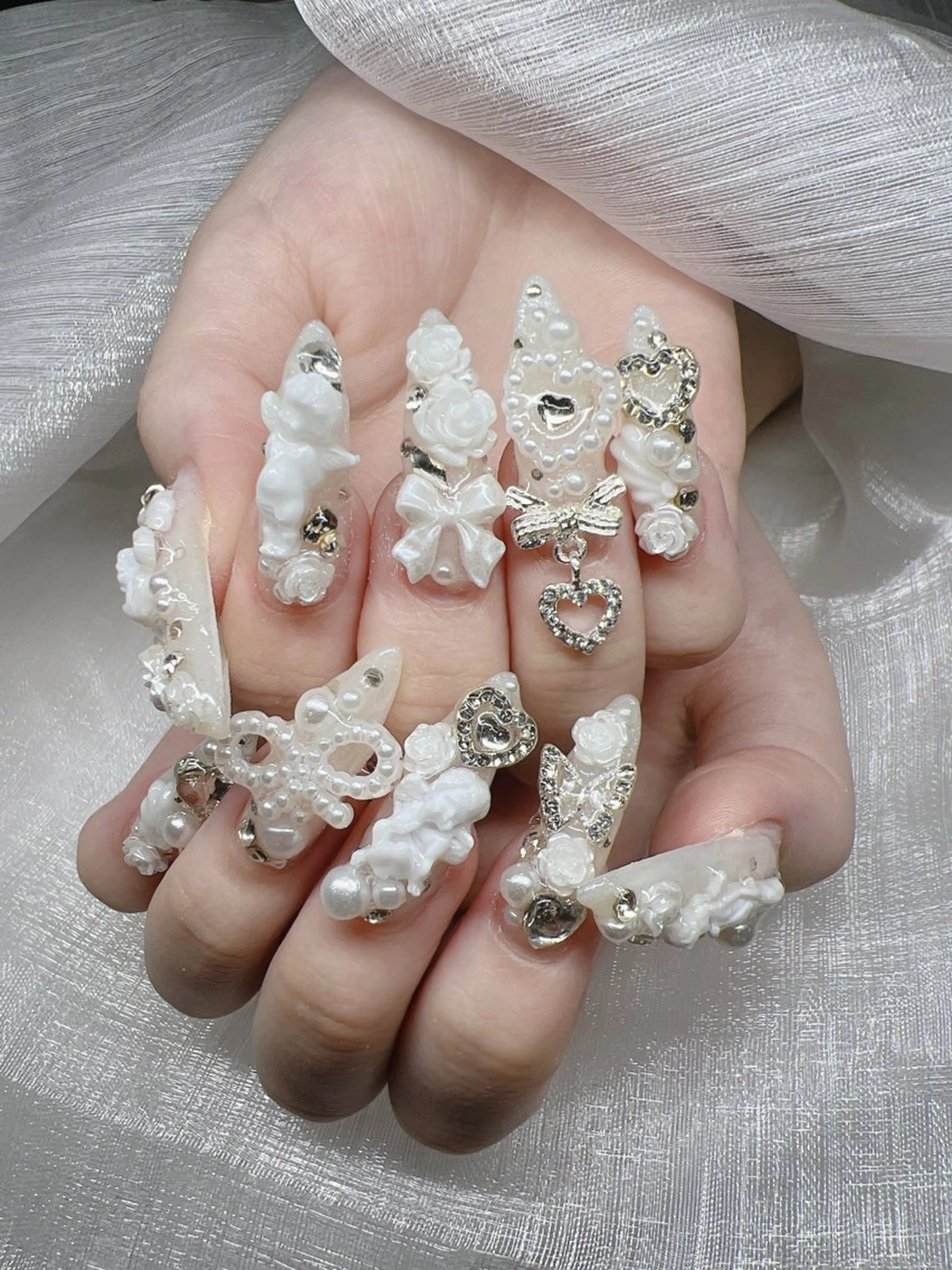 ネイル 長さ出し グラデーション 卒業式 キラキラネイル マグネットネイル ハンドネイル Lee Nails チップ長さだし専門店のネイルデザイン