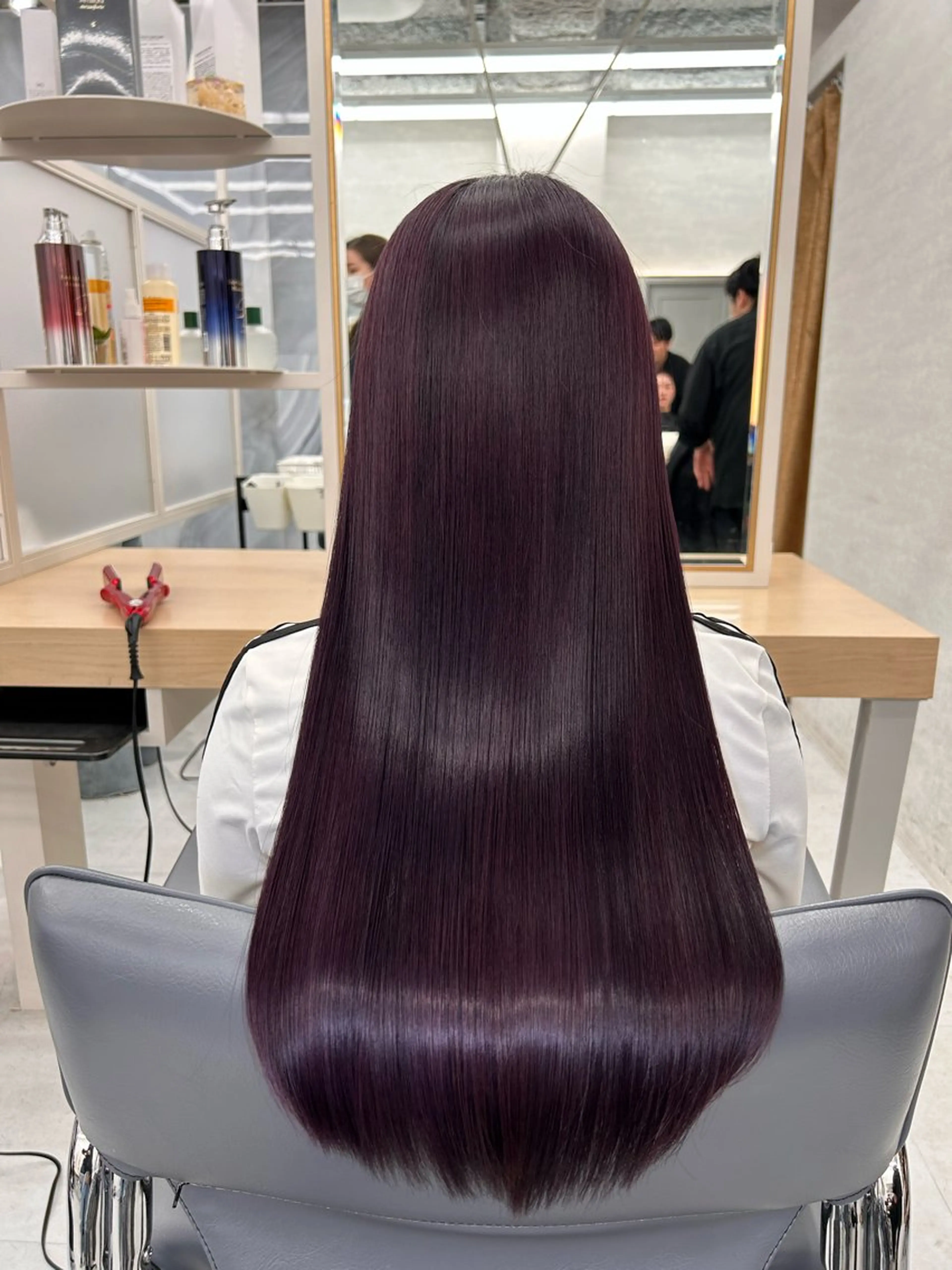 セミロング カラー ヘアアレンジ ブリーチ ディープラベンダー ラベンダーカラー トリートメント 新宿.全国4位美髪師 taka髪質改善のヘアスタイル