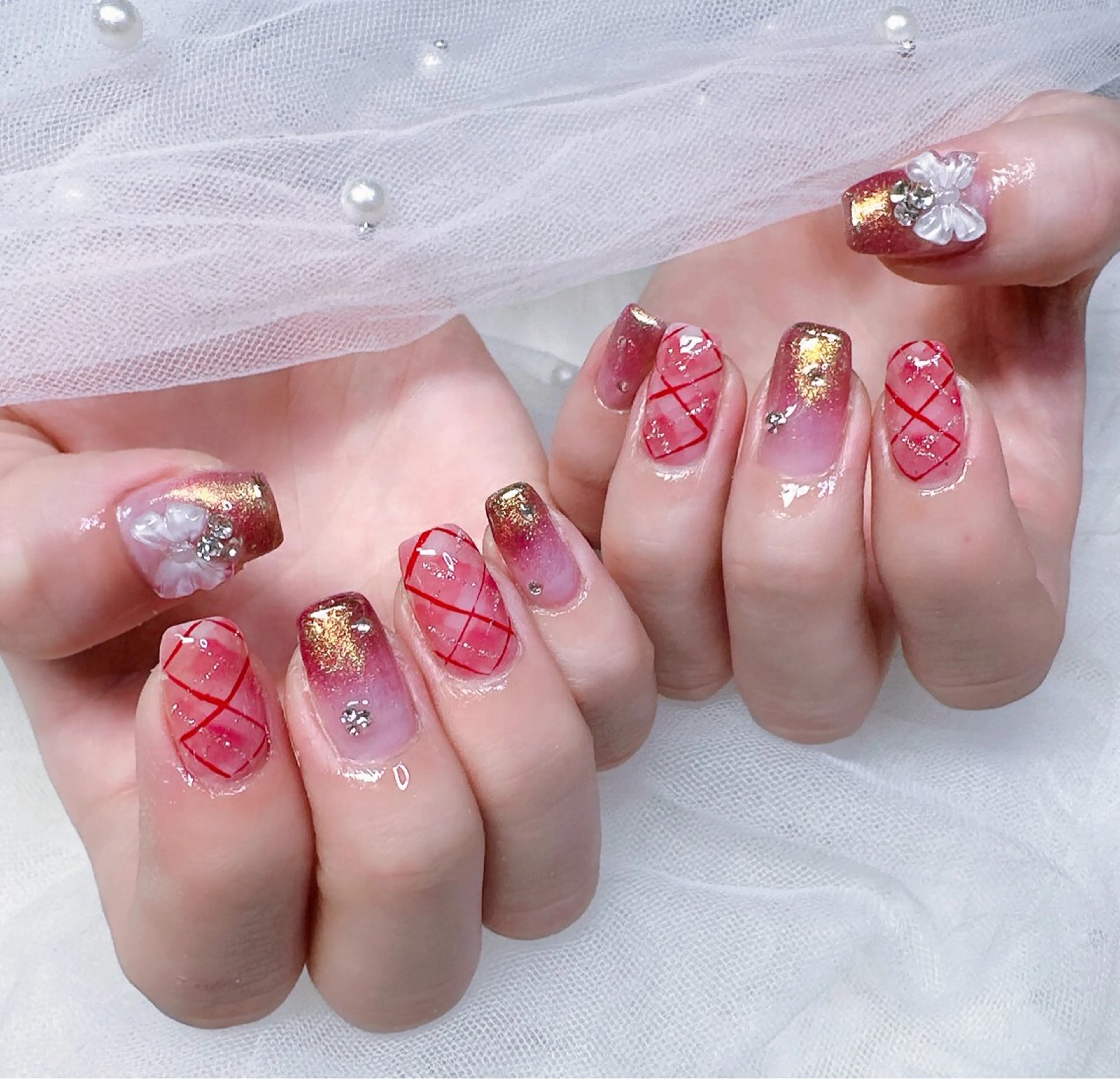 ネイル 高島 夏海のネイルデザイン