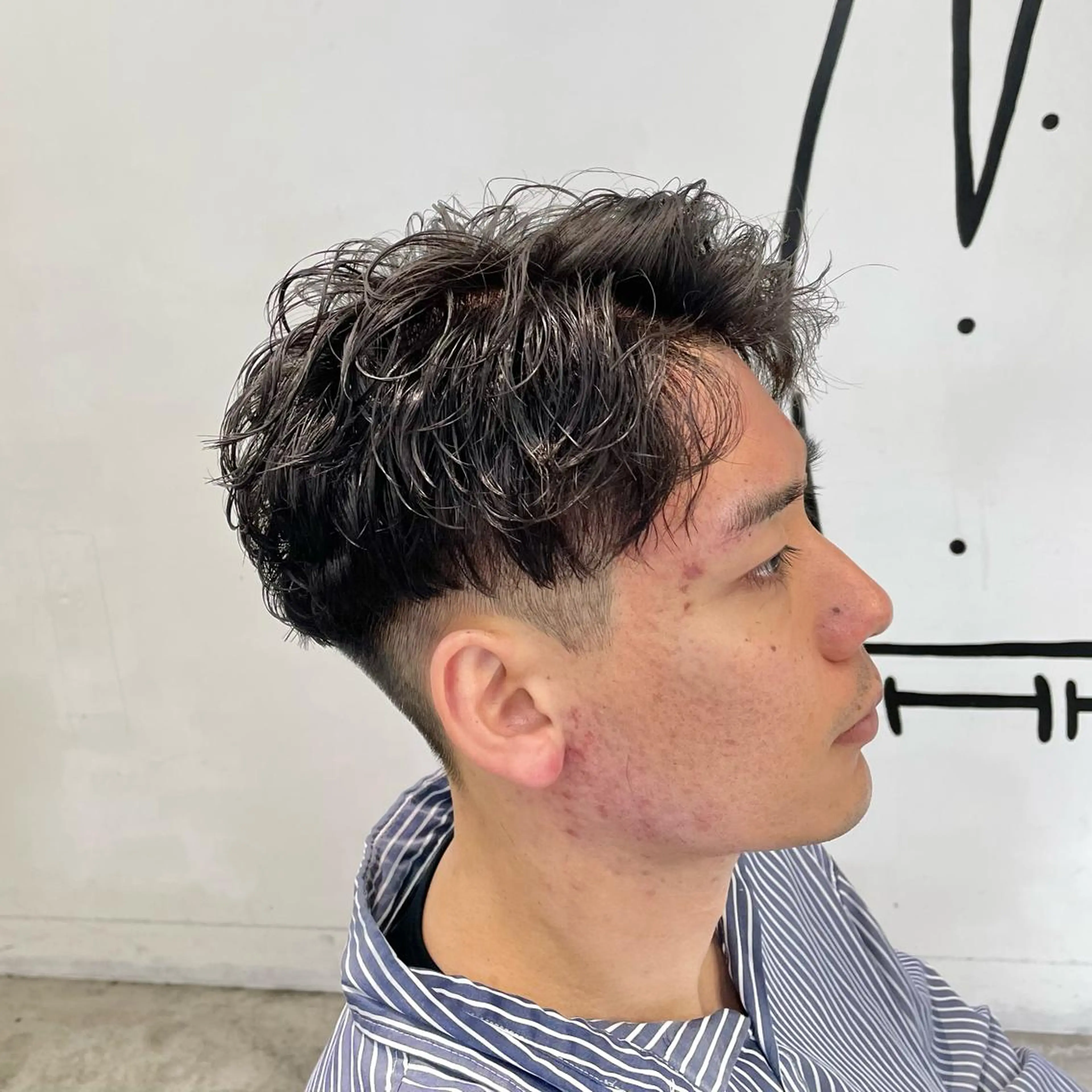 ショート パーマ メンズ マッシュ ショートヘア カット パーマ メンズ特化美容師/ 藤戸 椋のヘアスタイル