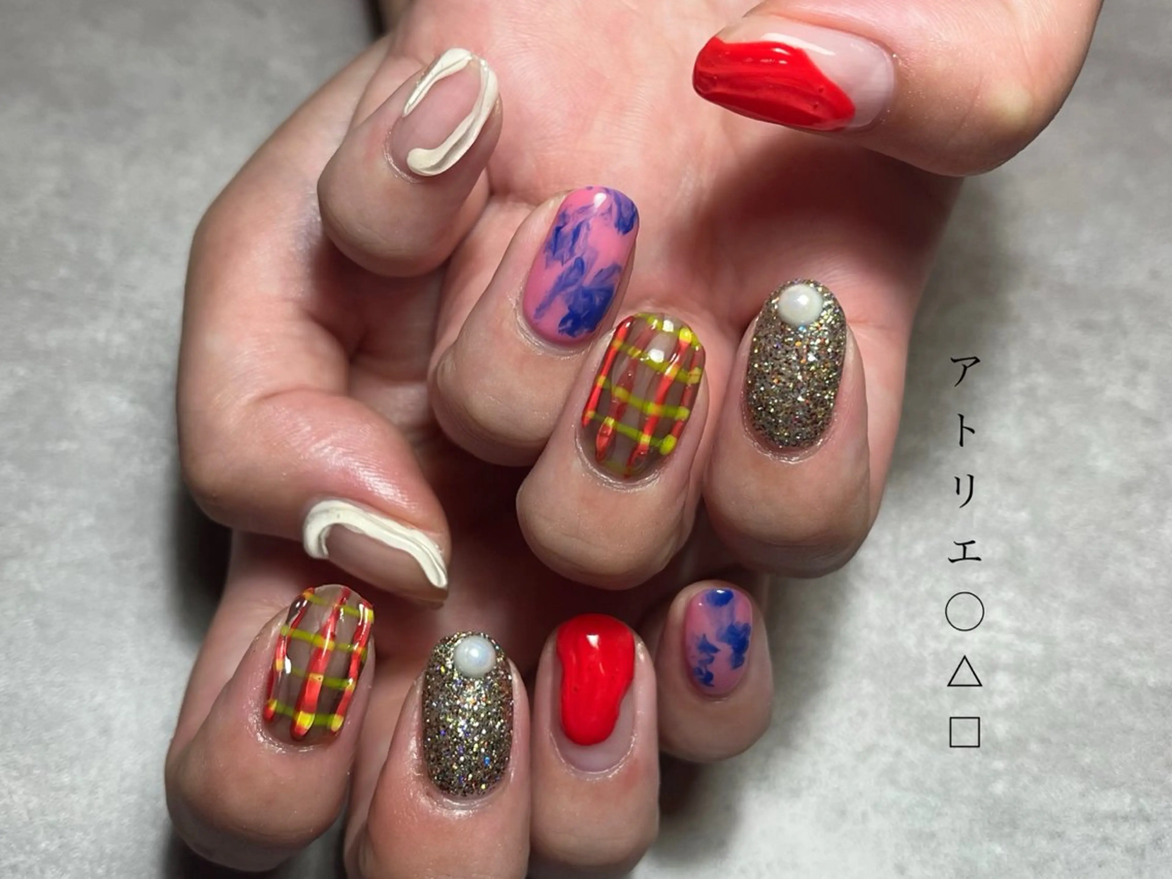 ネイル ハンドネイル アトリエ ○△□のネイルデザイン