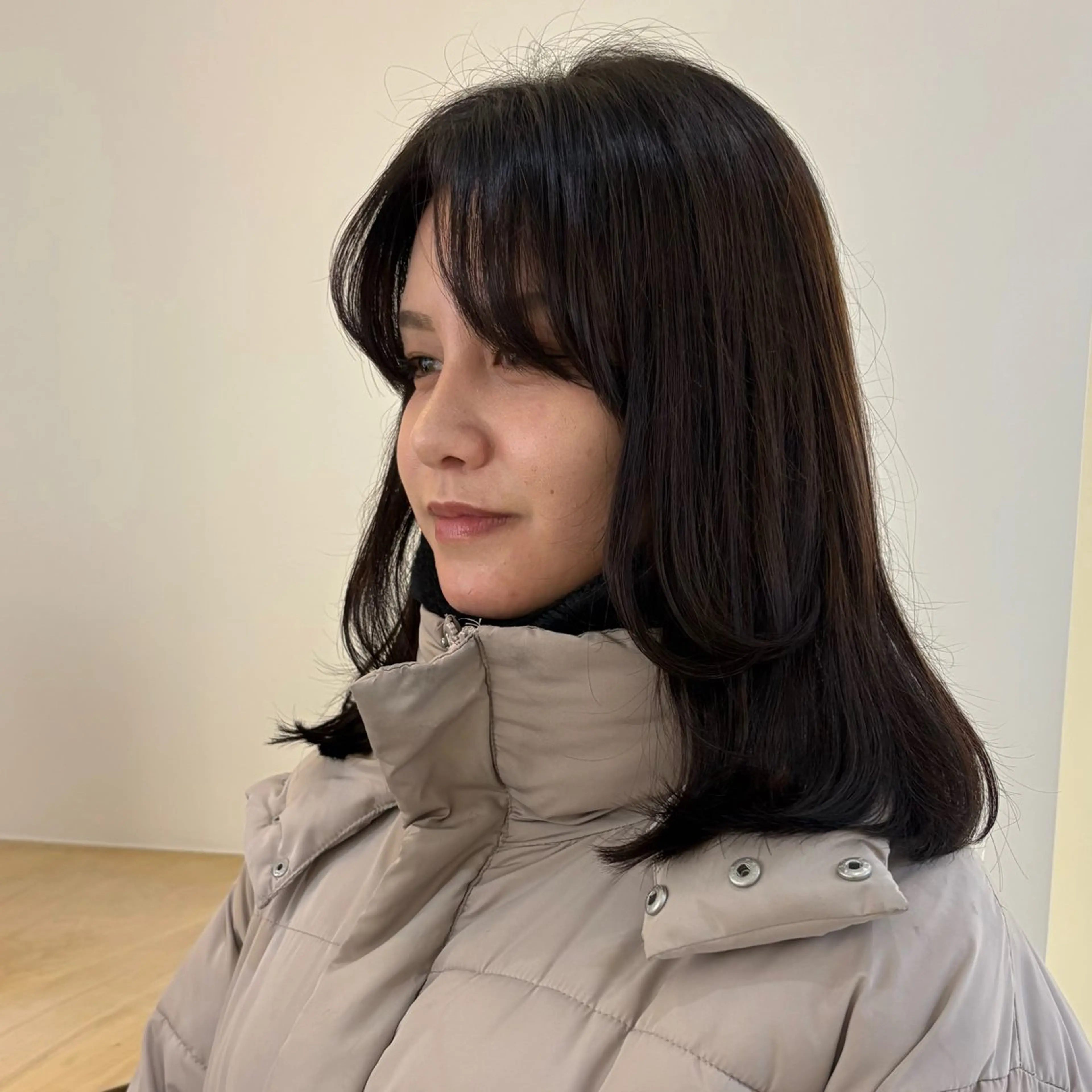 ミディアム 顔周りカット 蓑輪 璃央のヘアスタイル