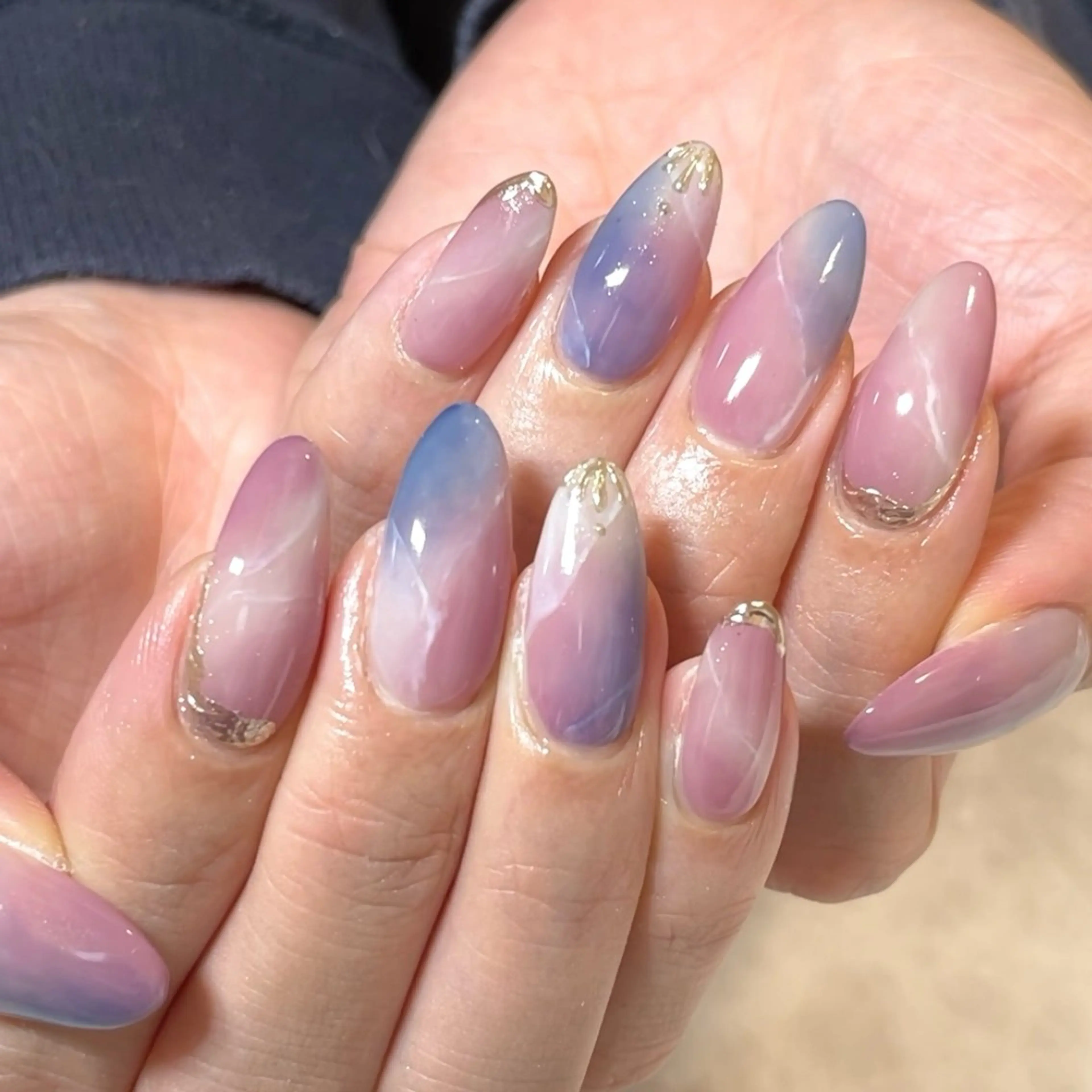 ネイル アートネイル ラヴィアンローズ所属・S. kurumiのネイルデザイン