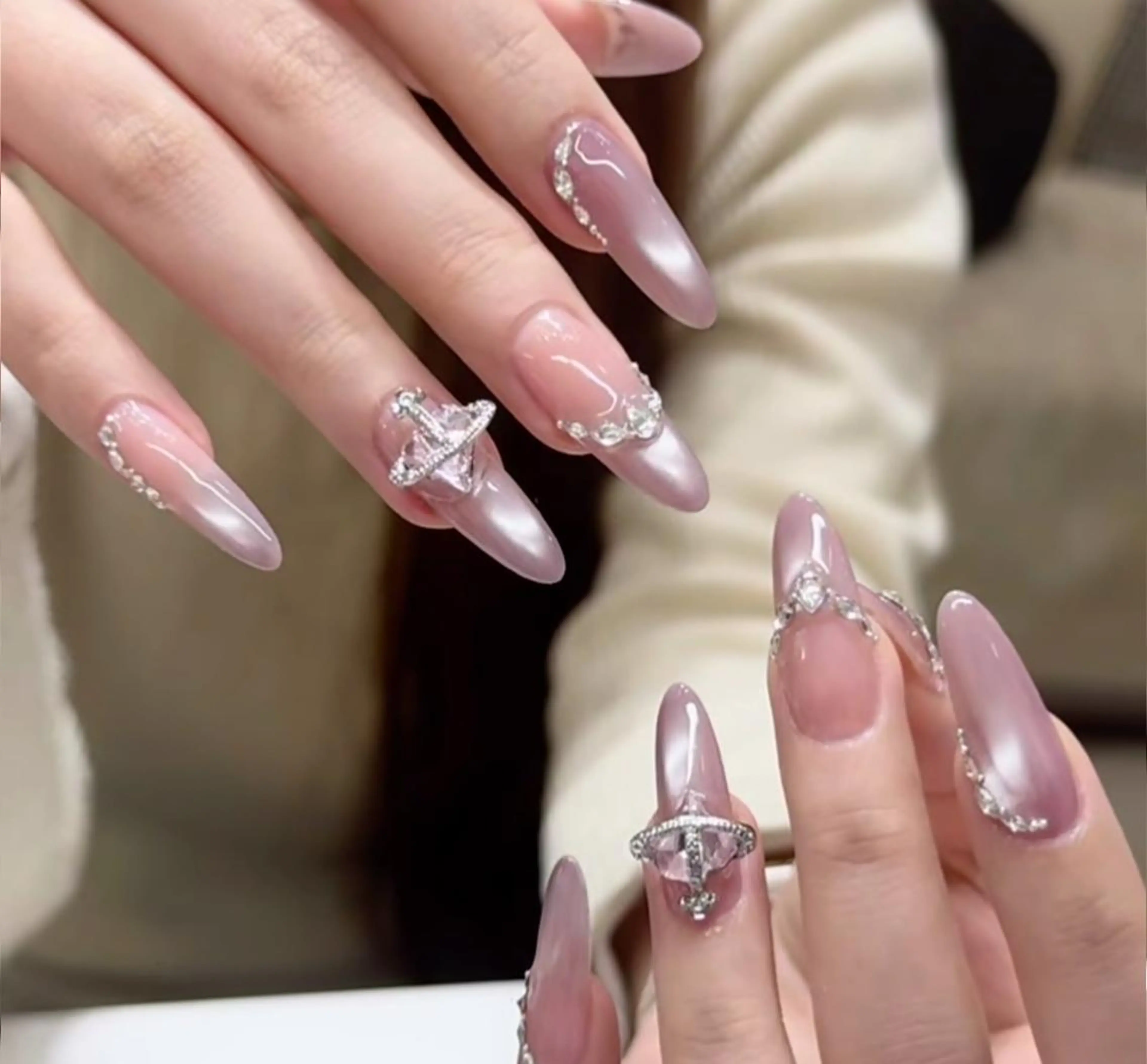 ネイル ハンドネイル 🎀 KiKi_nailのネイルデザイン