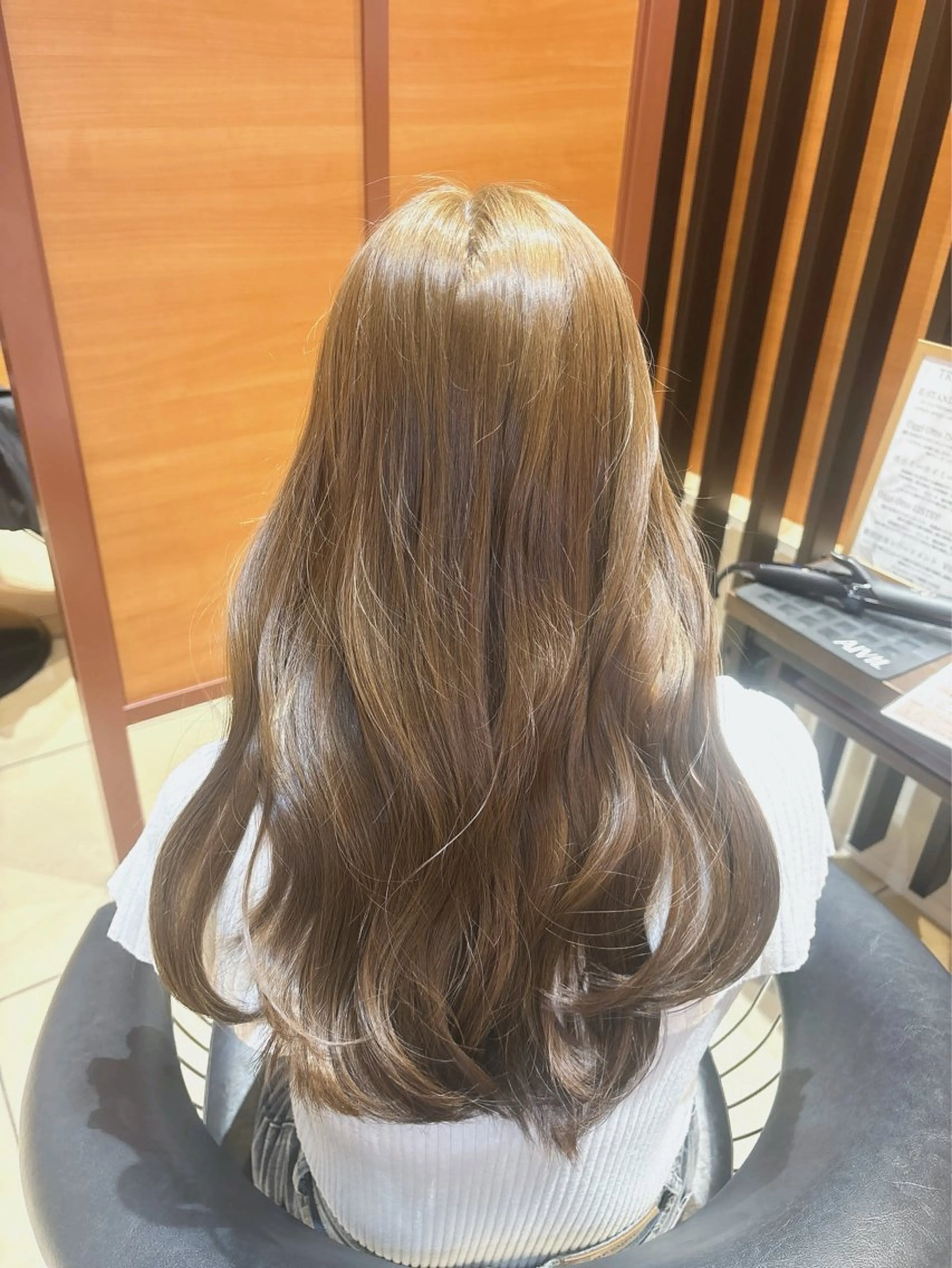 ロング カラー ブリーチ ダブルカラー ブリーチなしカラー カット ヘアカラー いお/暖色カラー /髪質改善のヘアスタイル