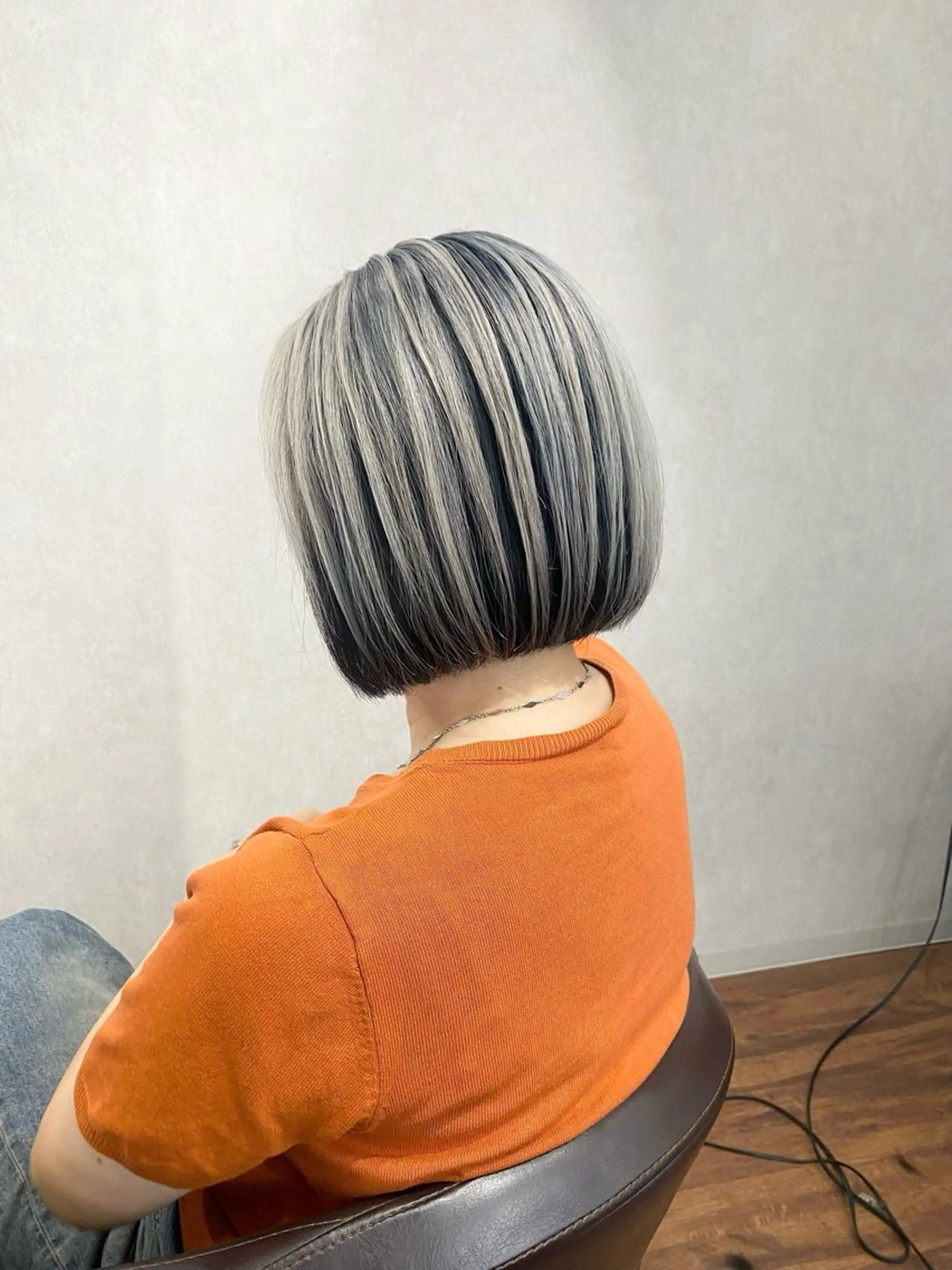 ミディアム _White所属・ＳＨＩ ＺＵのヘアスタイル