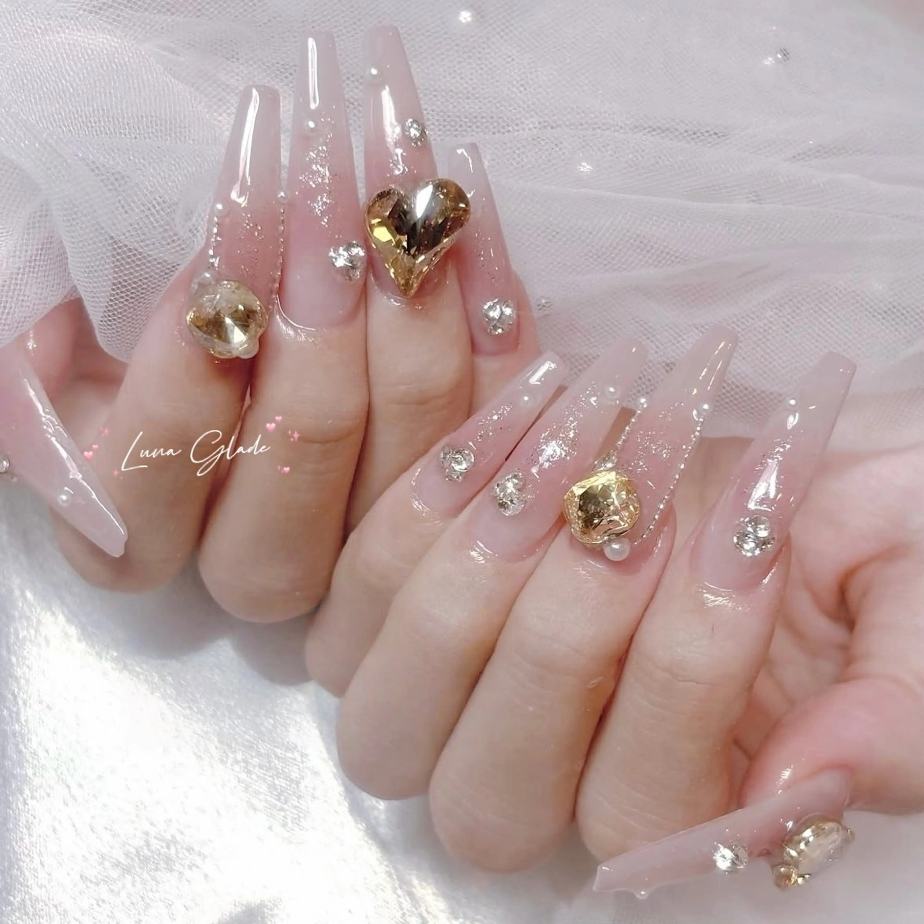 ネイル ハンドネイル Luna Glade Nail Salon所属・Luna Gladeのネイルデザイン