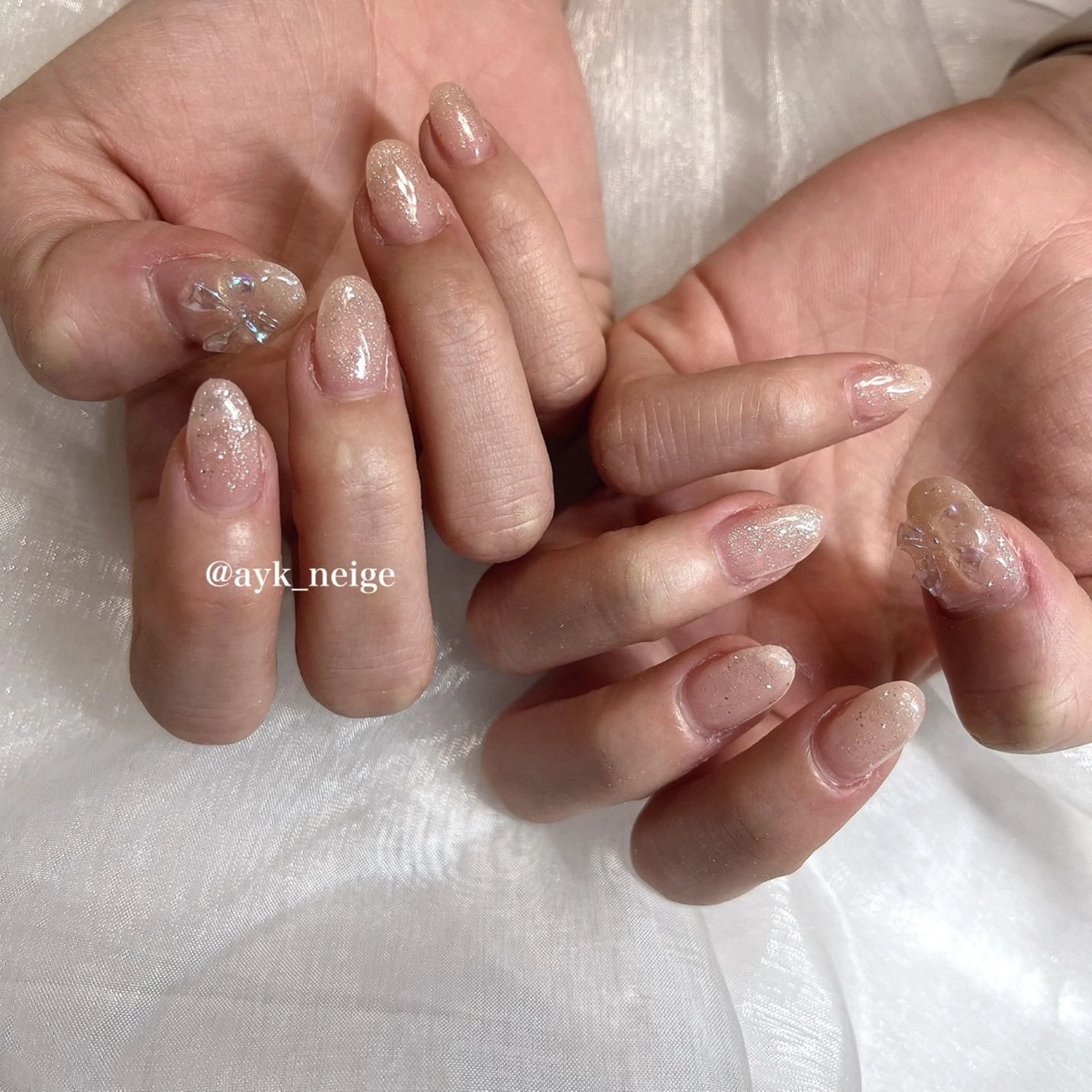 ネイル フットネイル キラキラネイル 韓国ネイル リボン n'eige nail所属・大谷 綾香のネイルデザイン