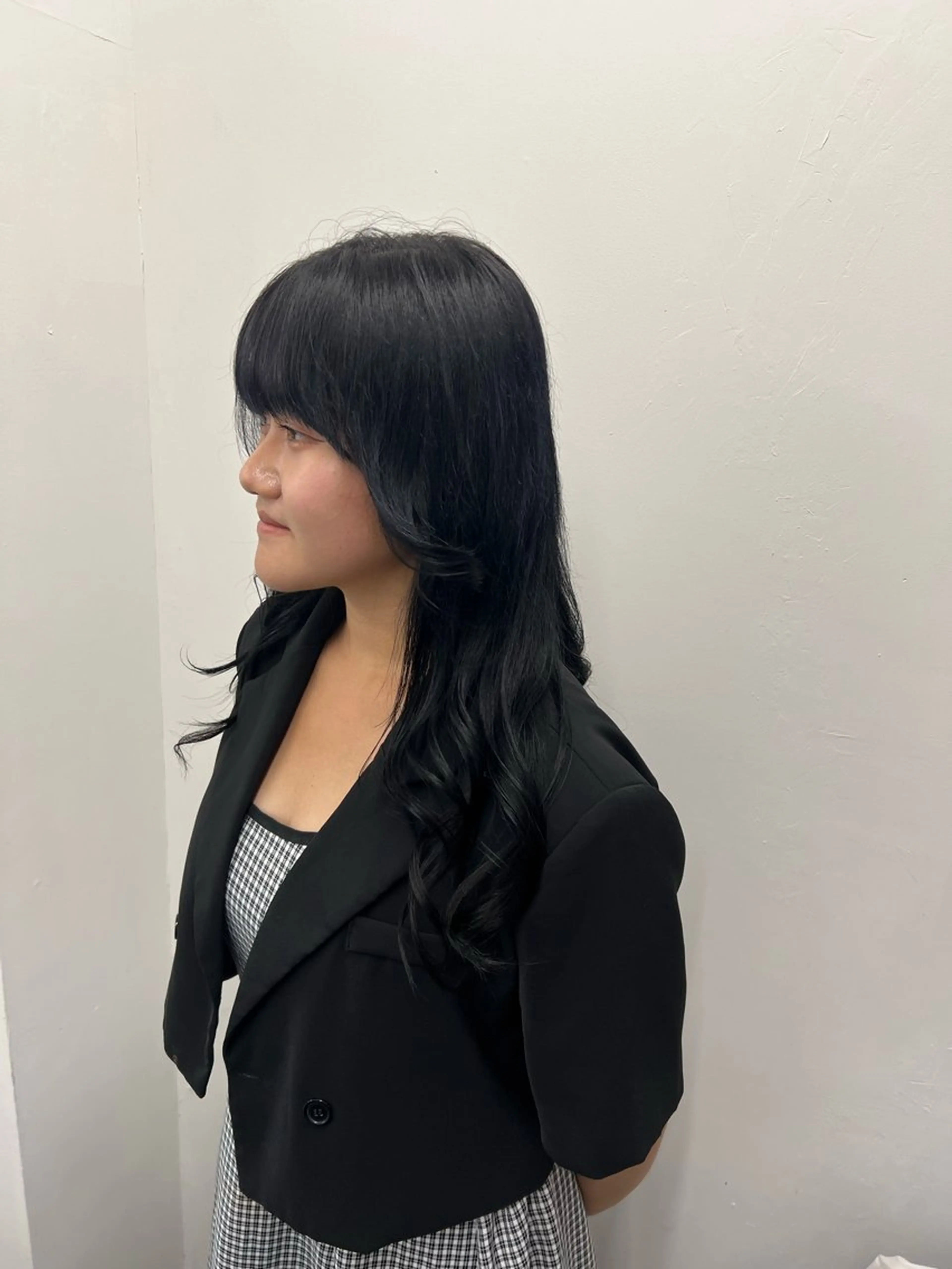 ロング カラー ヘアアレンジ 黒髪 ブルーカラー ブルーブラック モリ ナツルのヘアスタイル