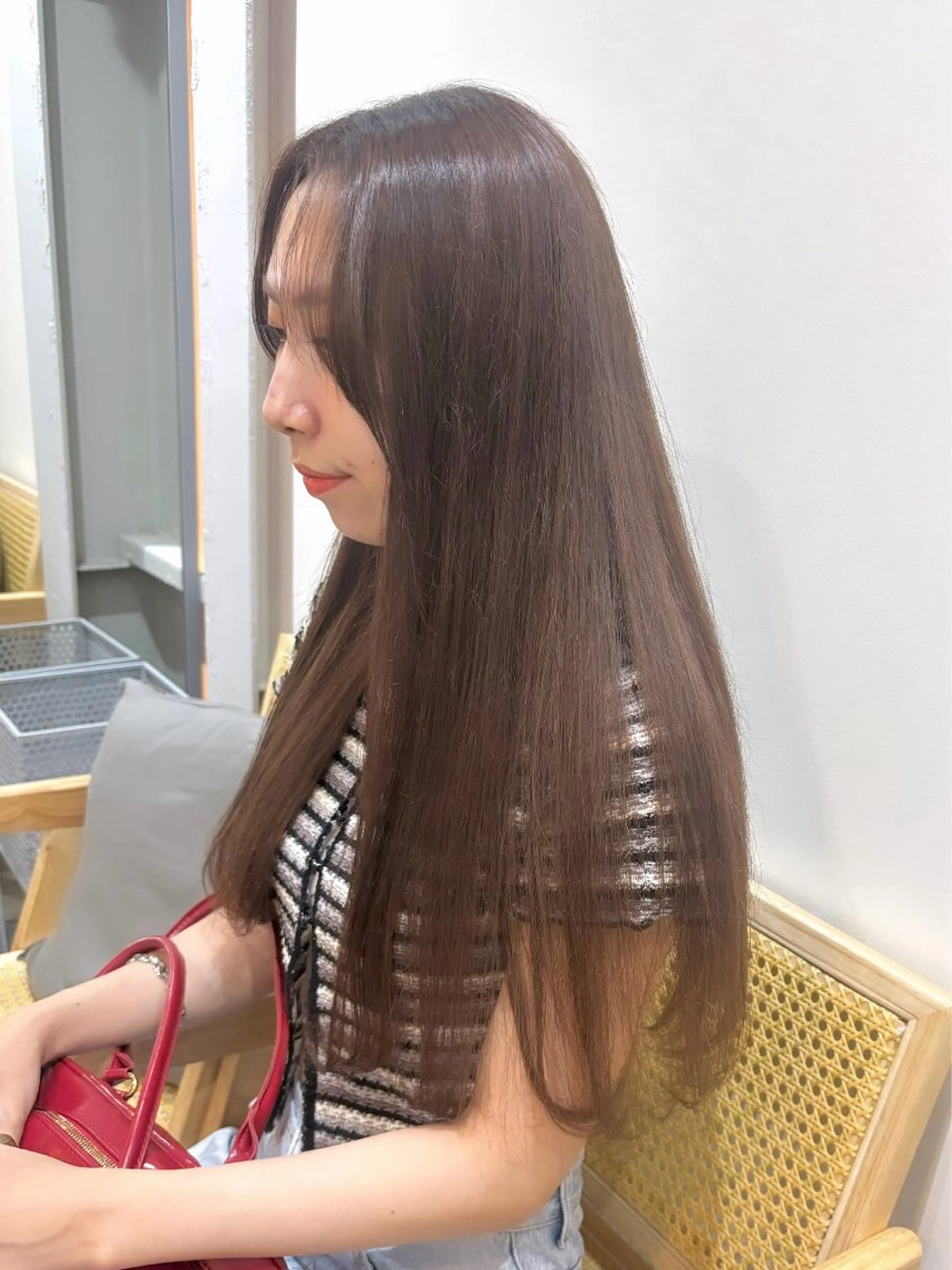 ロング カラー ブリーチ カット ヘアカラー Eliss 堀江所属・暖色カラー🎀 門内 梨真のヘアスタイル