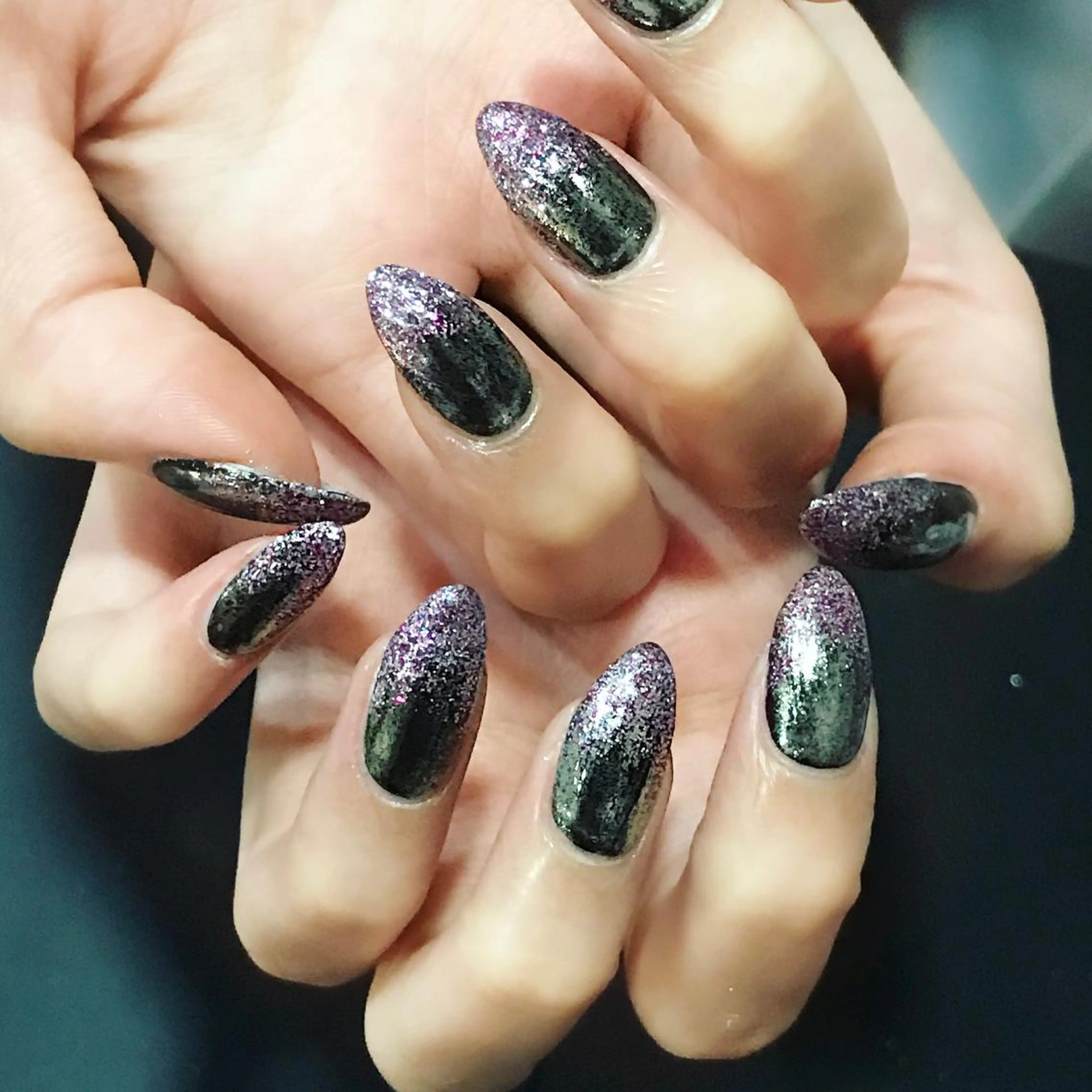 ネイル ジェルネイル グラデーション ラメ(グリッター) ラメグラデーション ミラーネイル 渋谷ビュレネイル Kaoruのネイルデザイン