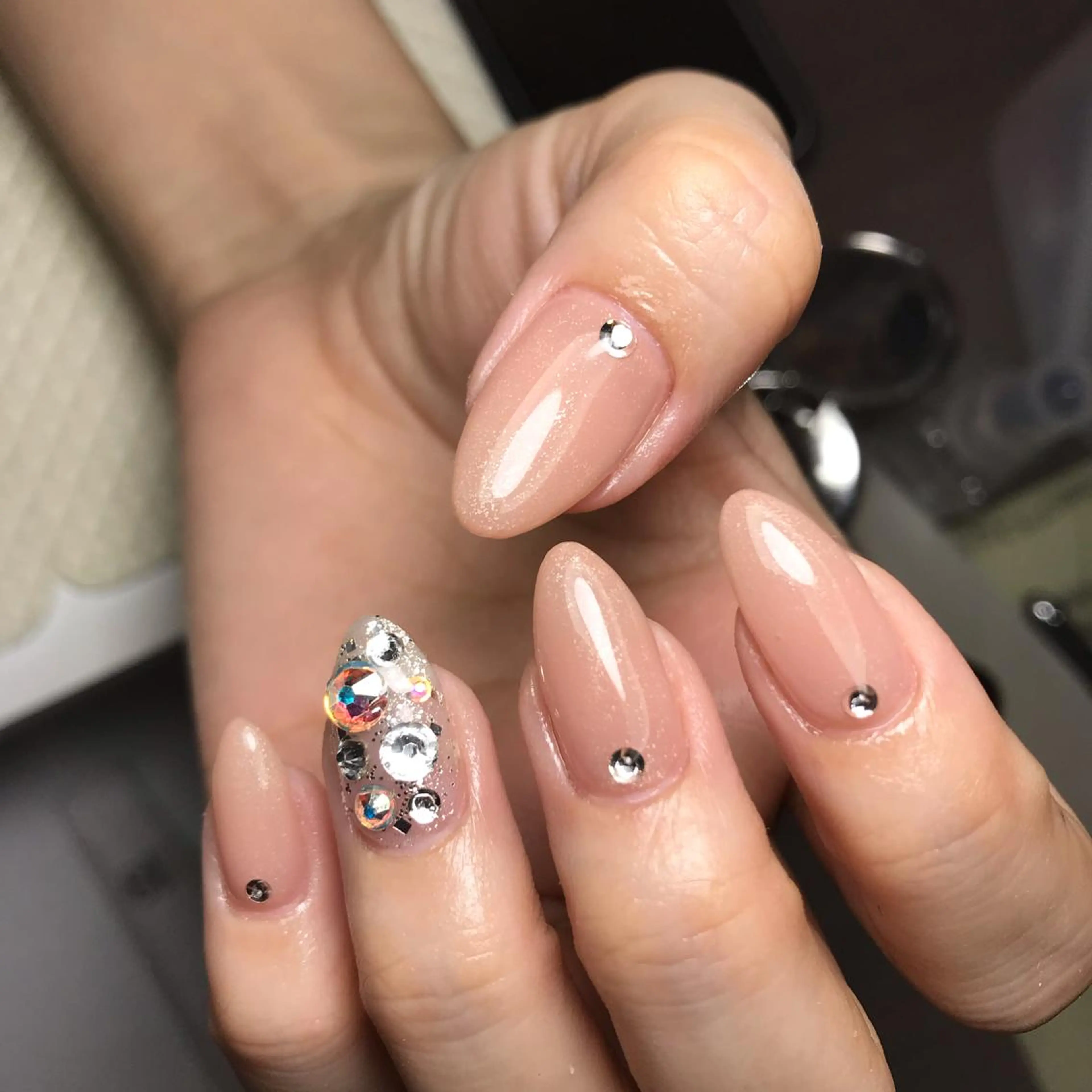 ネイル ストーンネイル salon Noelのネイルデザイン