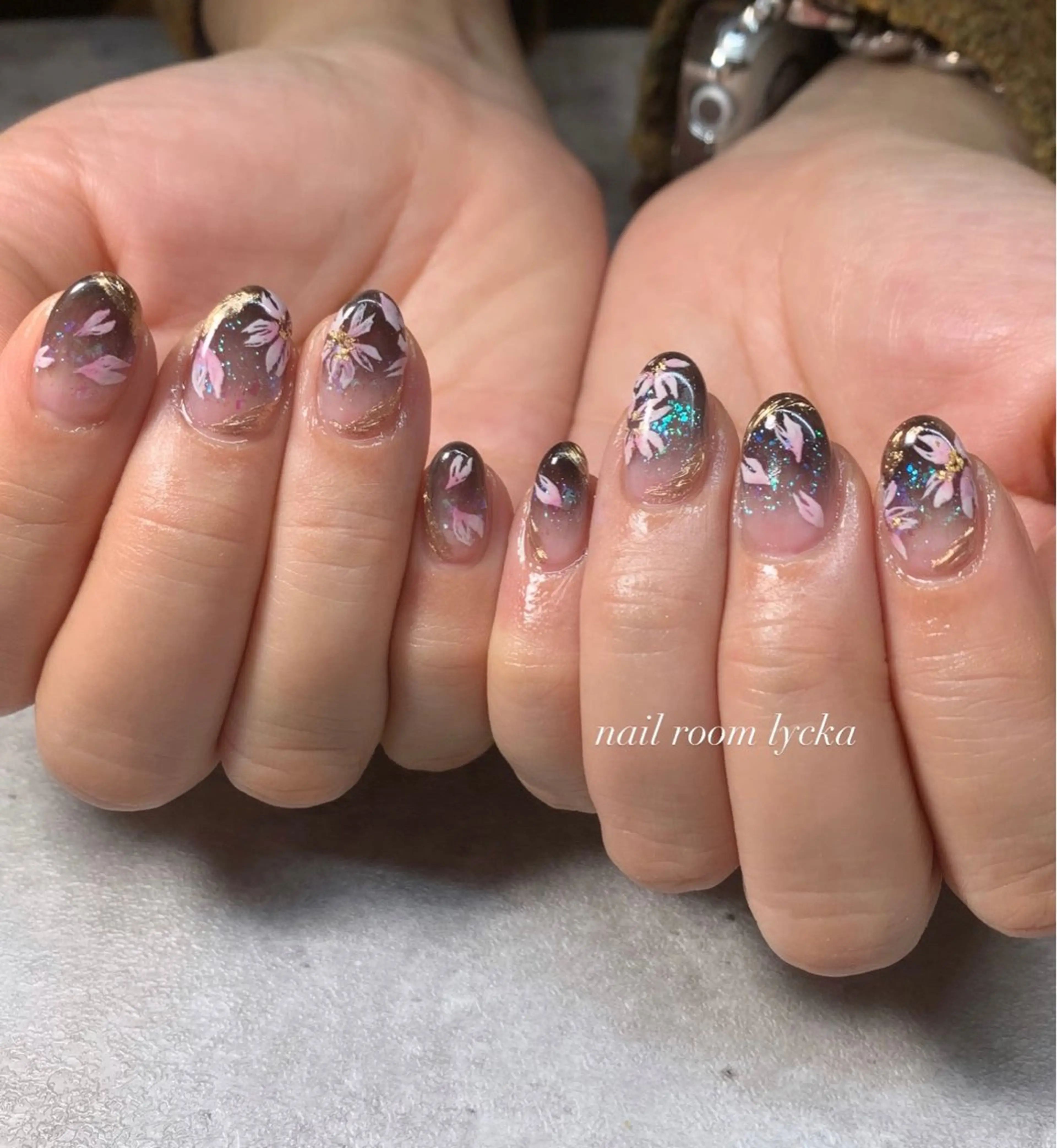 ネイル ﾈｲﾙﾙｰﾑﾘｯｶ 𝐦𝐚𝐲𝐮のネイルデザイン