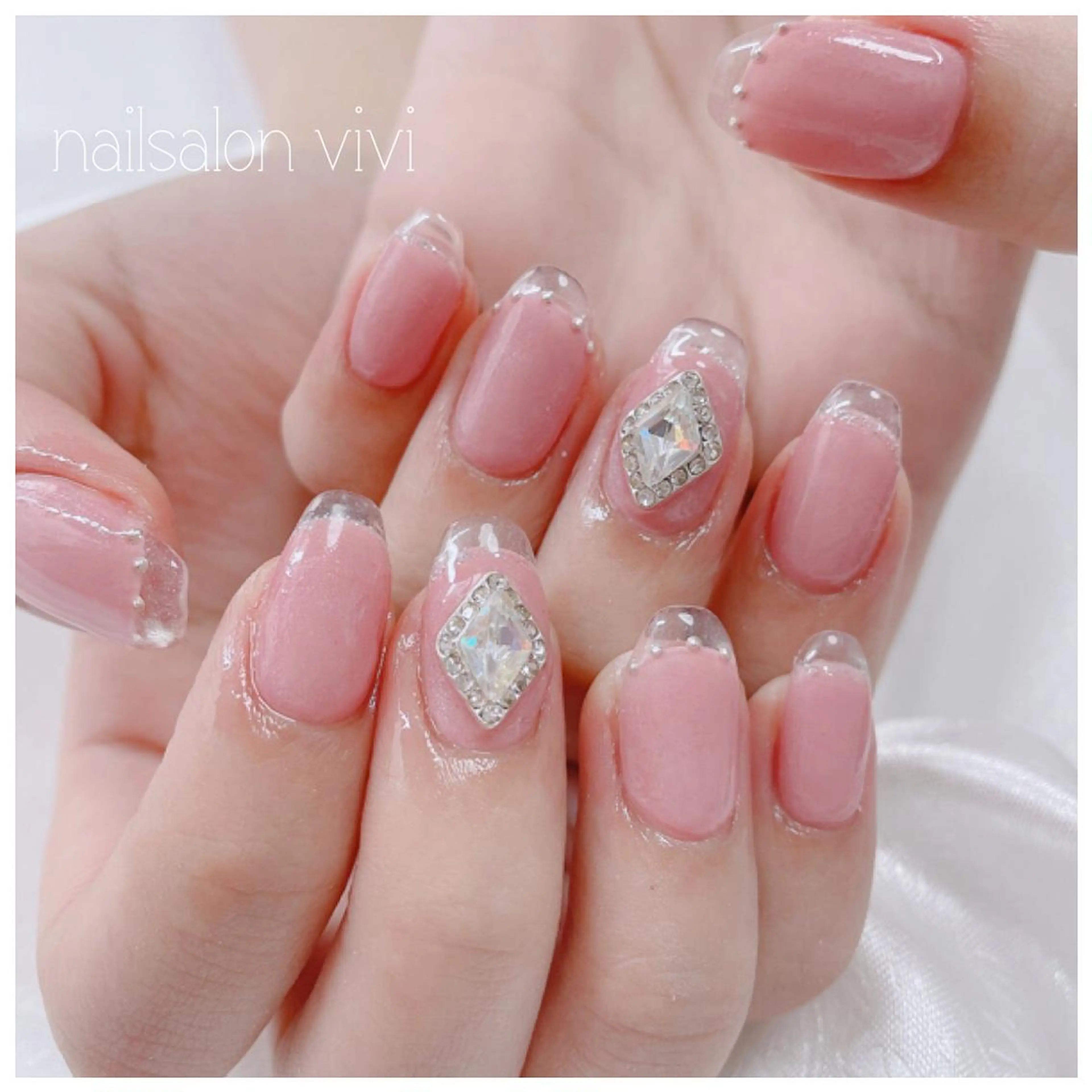 ネイル ＶＩＶＩ nailsalonのネイルデザイン