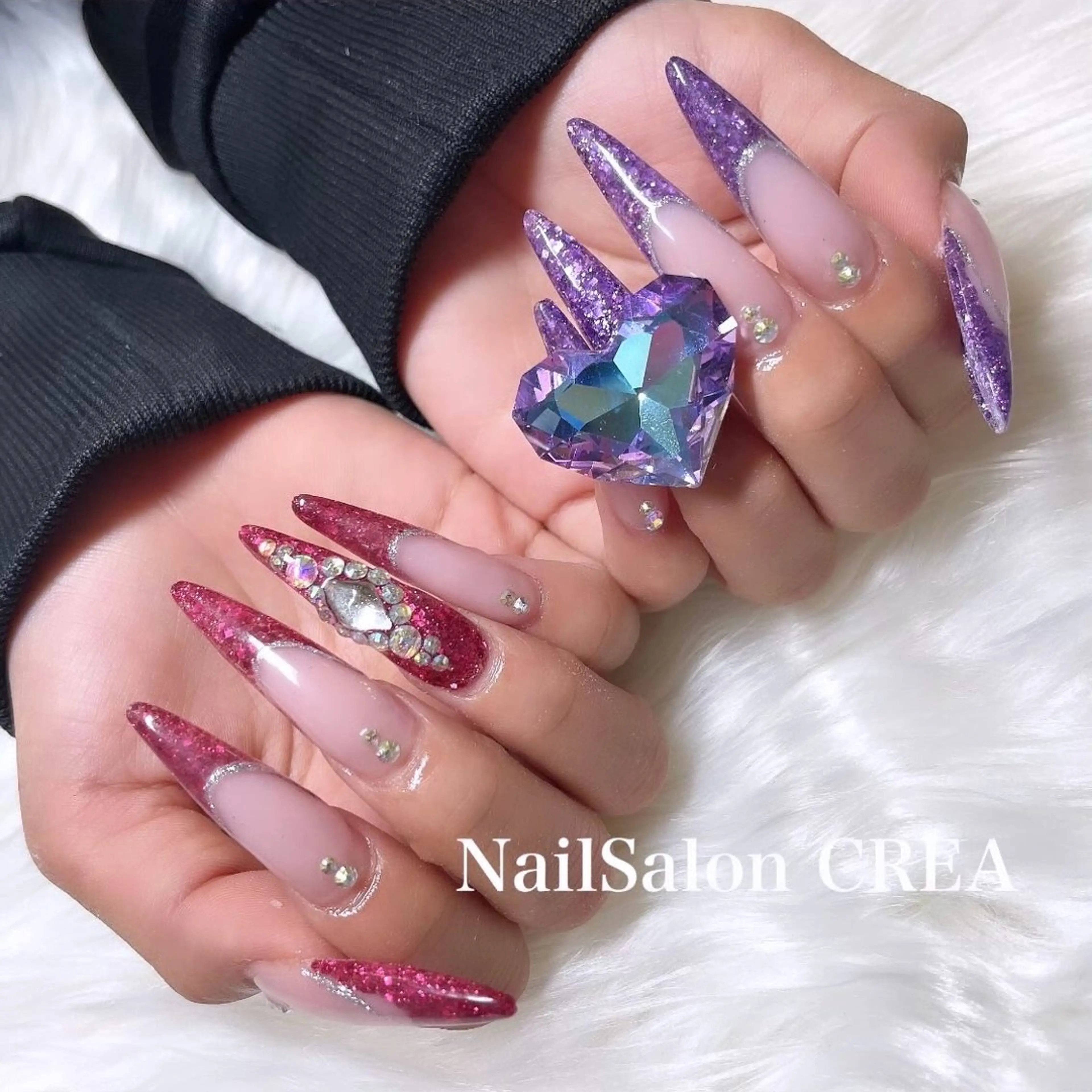 ネイル ストーンネイル ハンドネイル NailSalon CREAのネイルデザイン