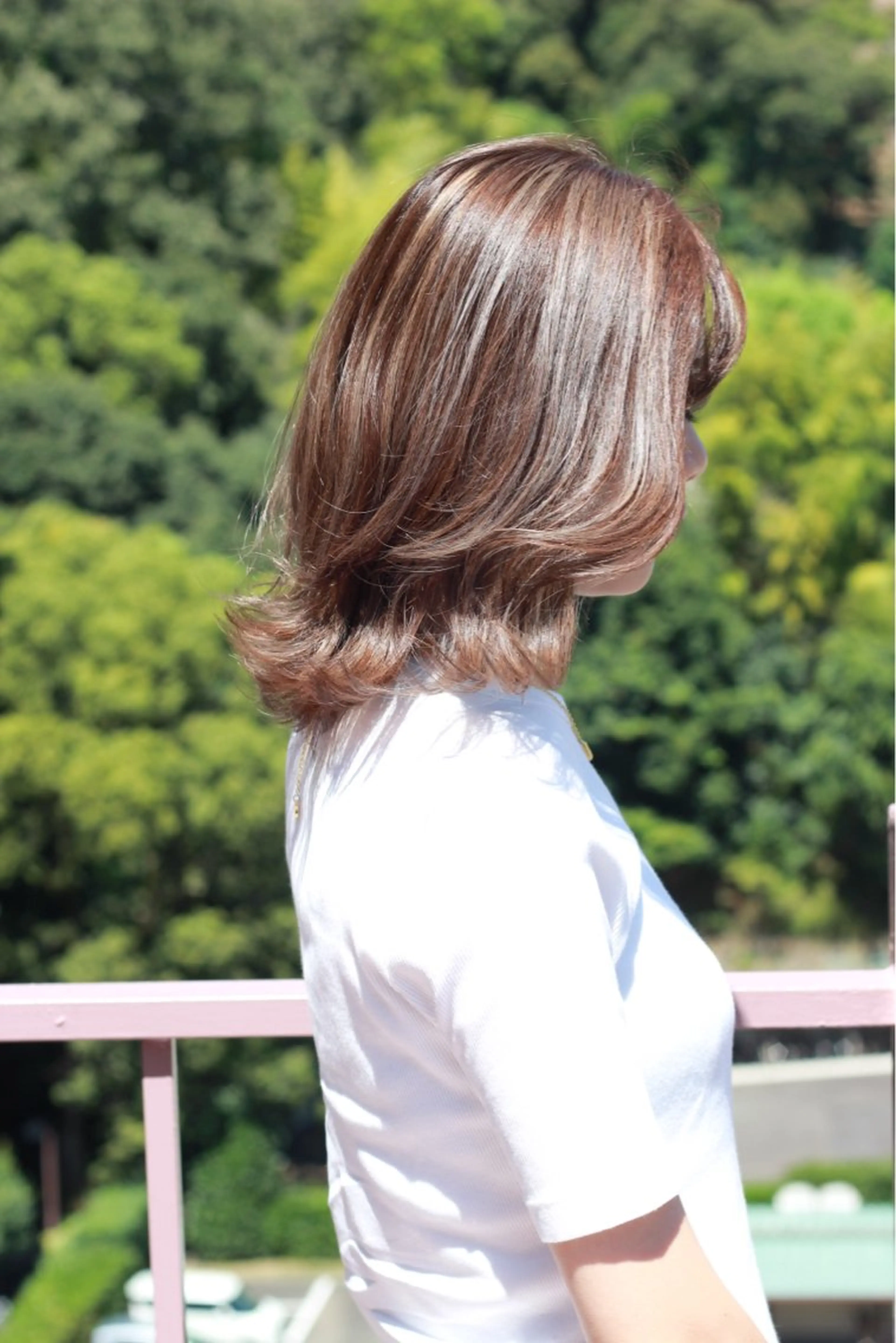 ミディアム カラー ベージュカラー ハイライトカラー ハイライト カット ヘアカラー Viage （ビアージュ）のヘアスタイル