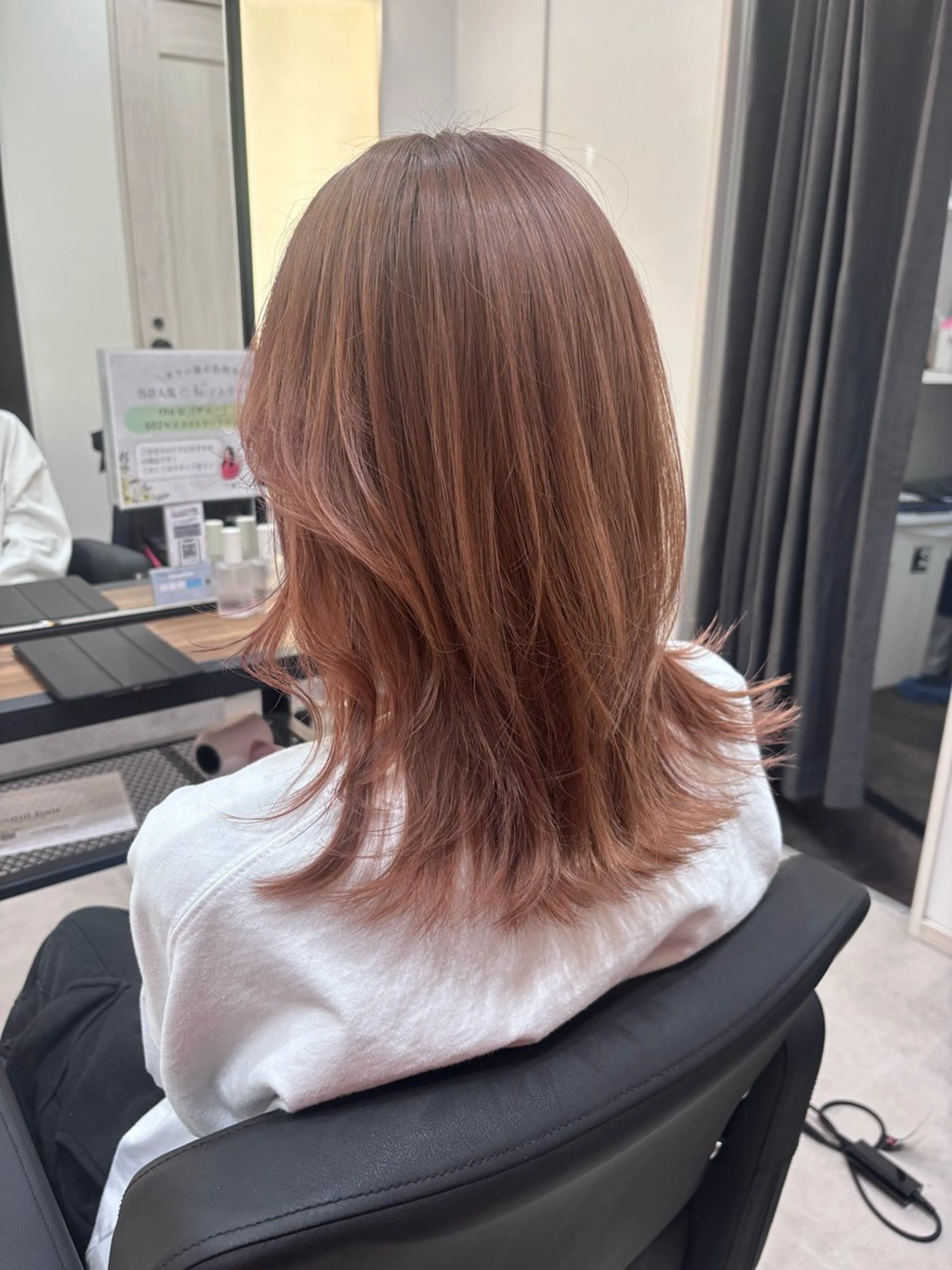 セミロング カラー ブリーチ レイヤーカット 金沢美容室 KUSHUKAのヘアスタイル