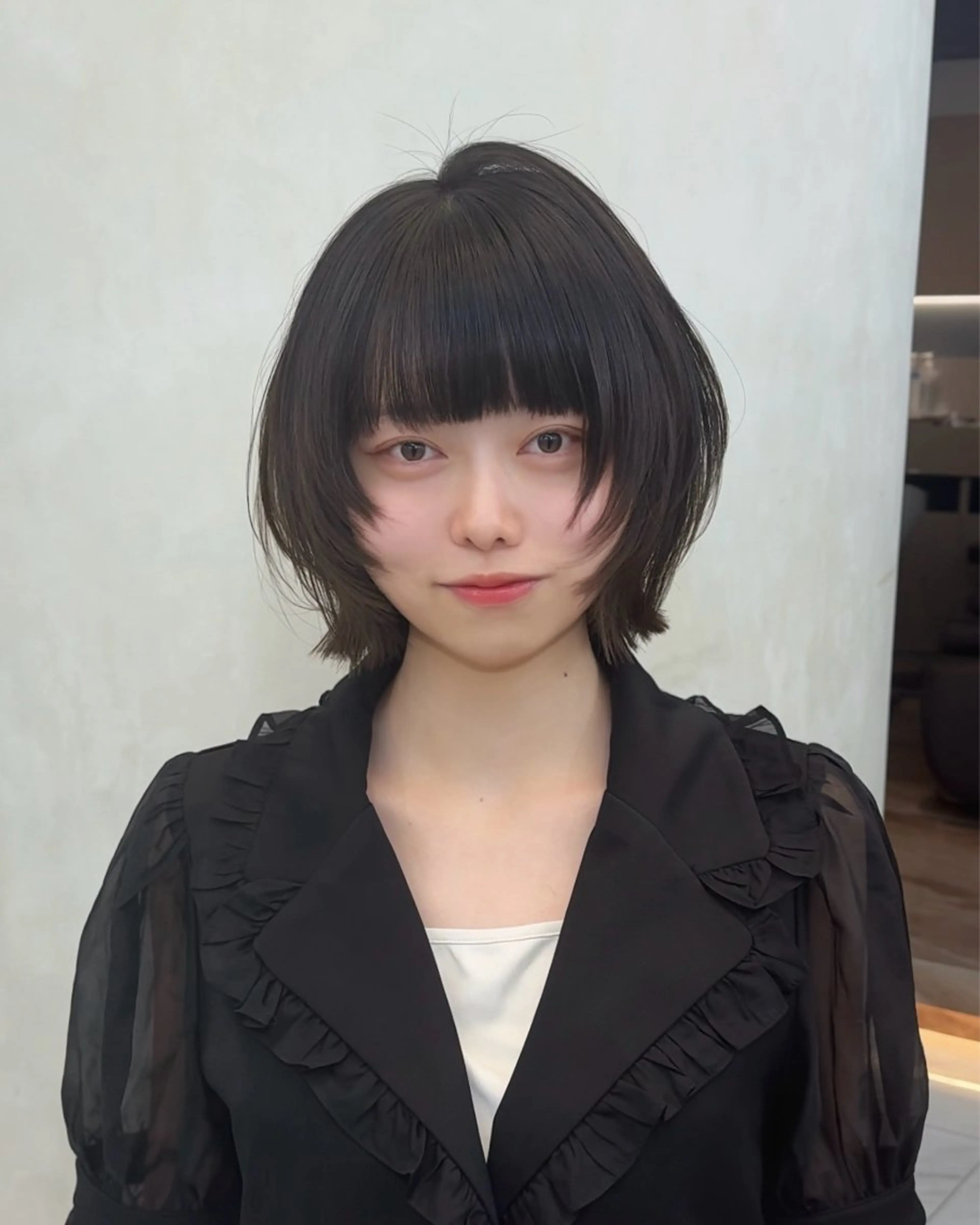 ショート ARMONY OMOTESANDO所属・本田秀幸 コテ巻き風パーマのヘアスタイル