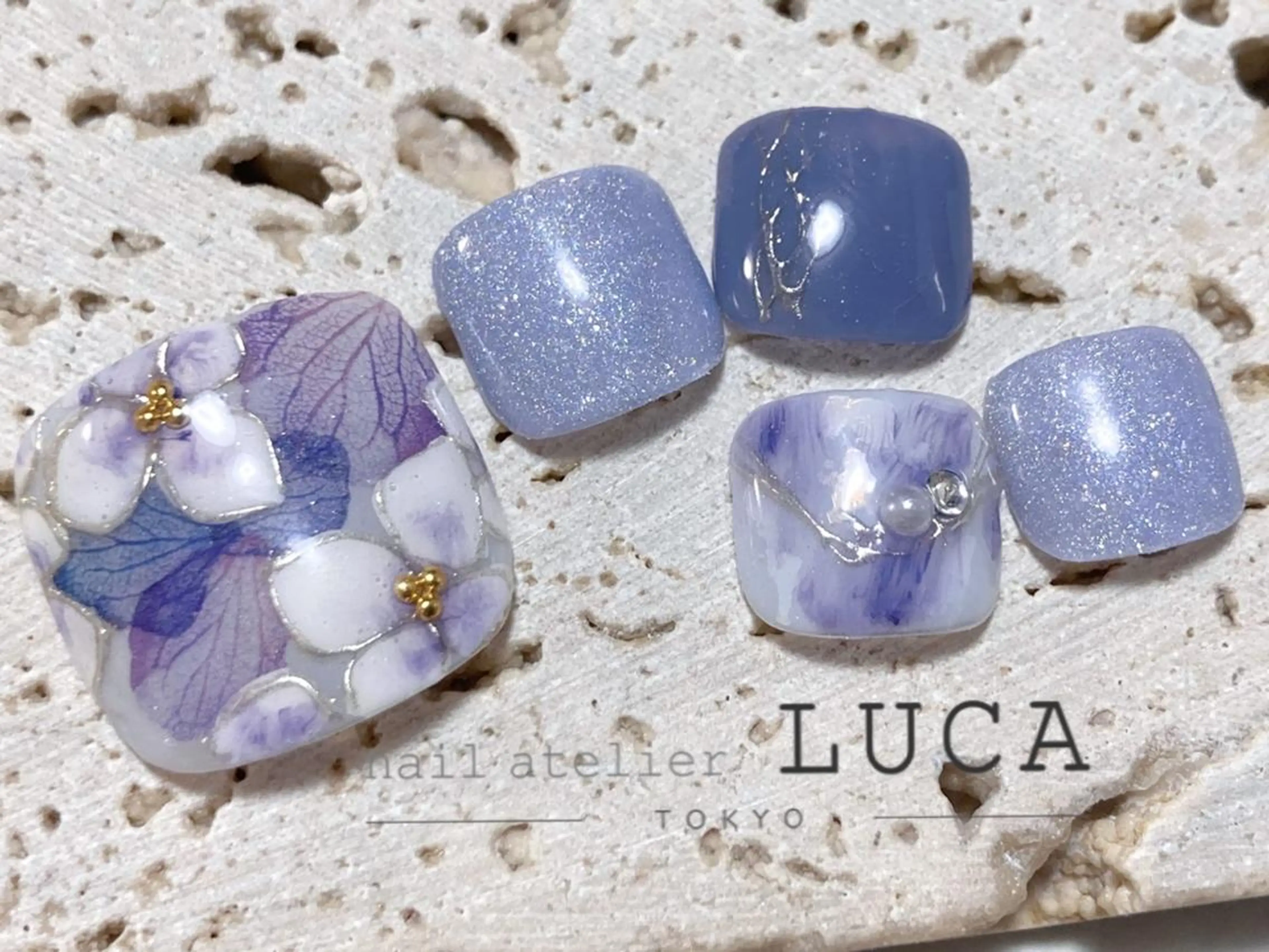 ネイル アートネイル オーロラネイル クリアネイル 長さ出し フットネイル フットネイル ネイルアトリエルカ スタッフのネイルデザイン