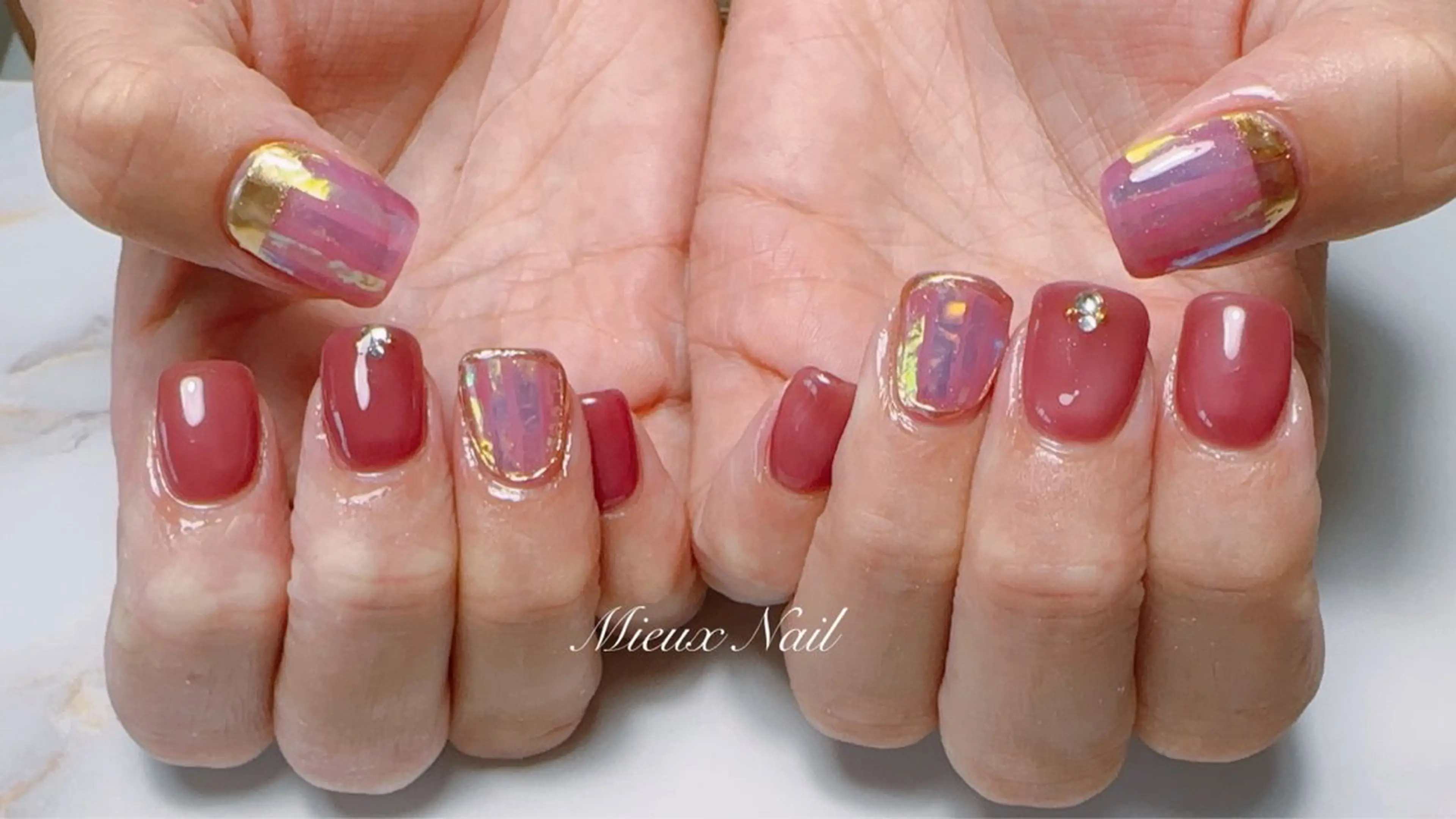 ネイル ハンドネイル 市川 麻衣子のネイルデザイン