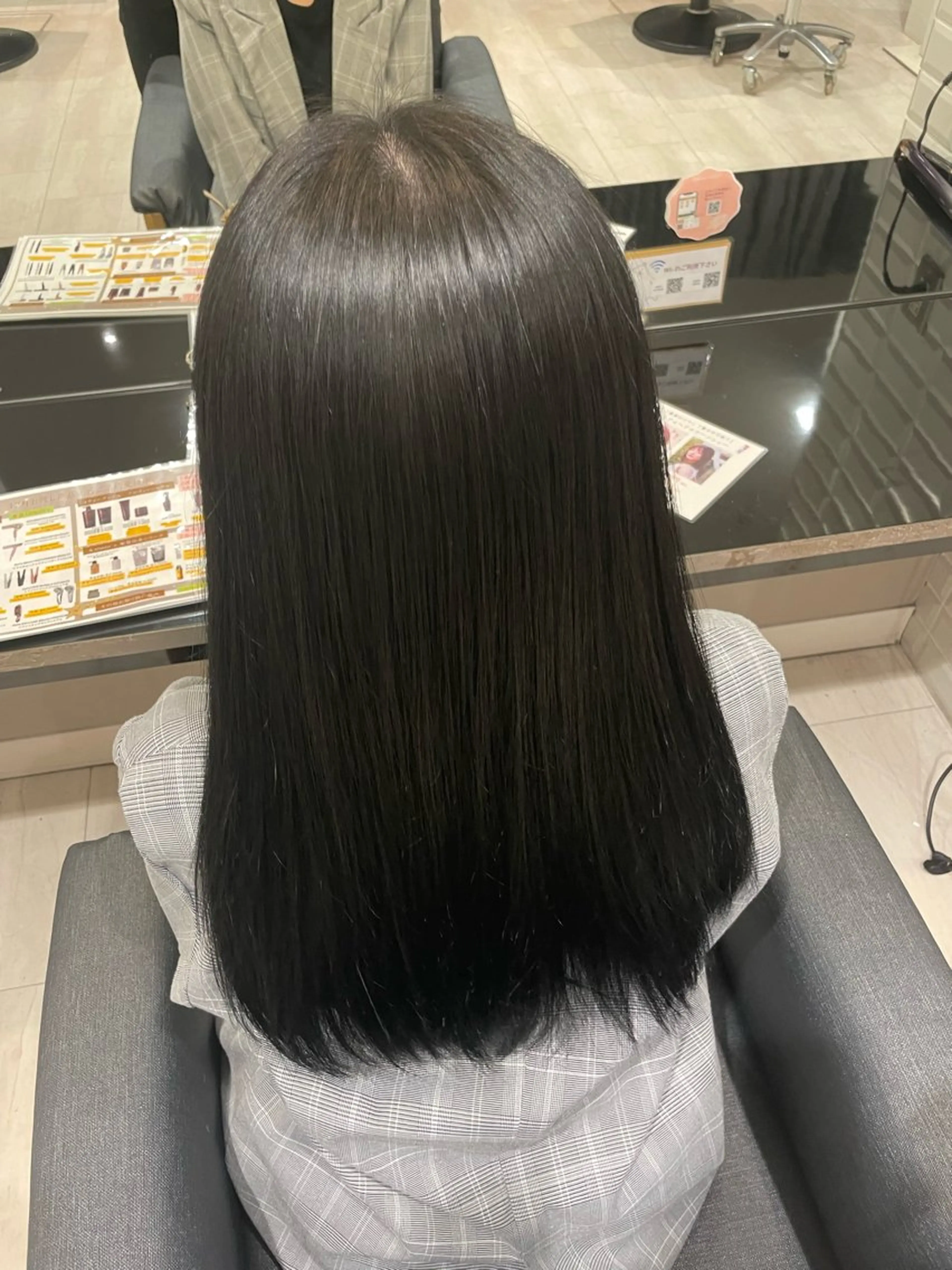 ロング トリートメント unique RINNEのヘアスタイル