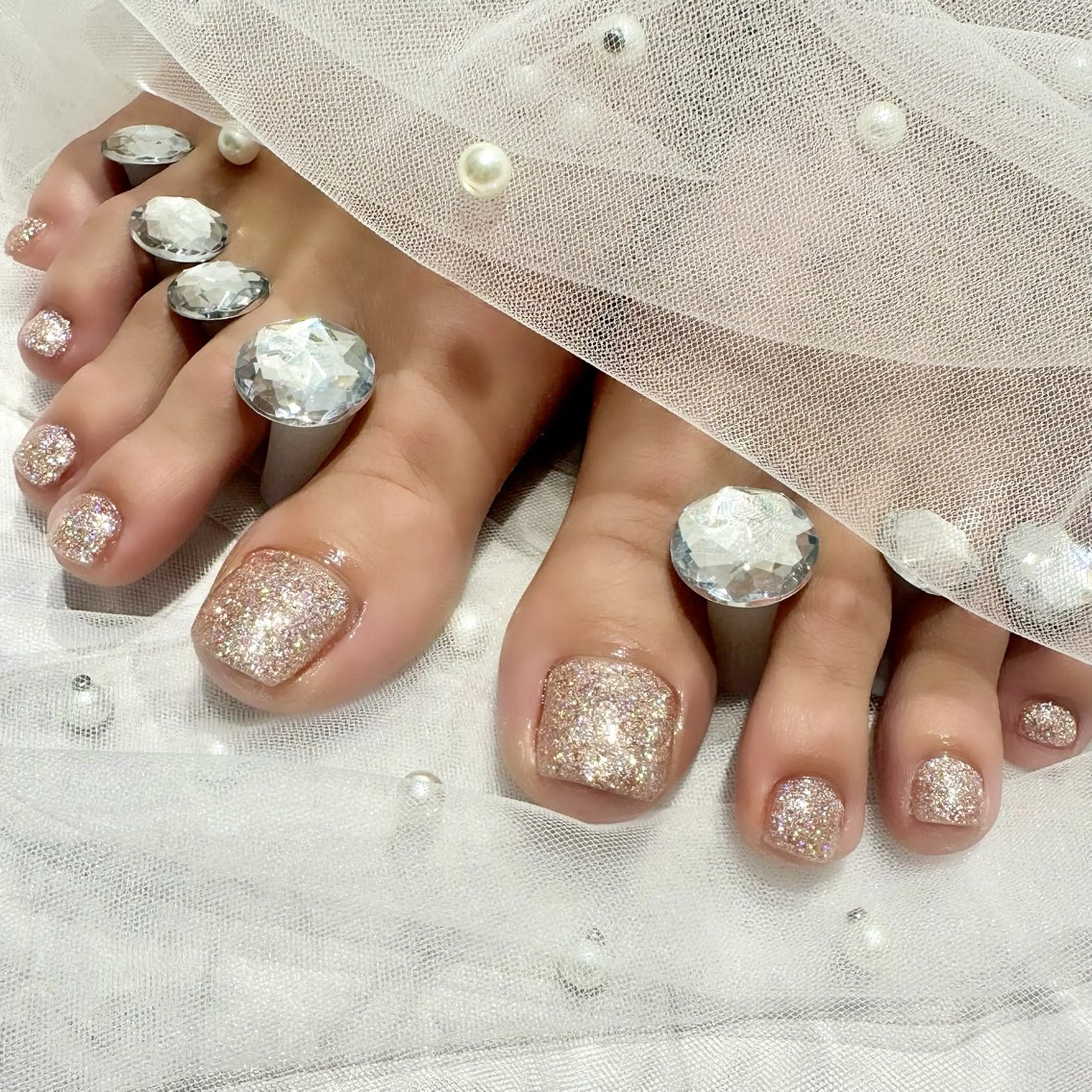 ネイル フットネイル フットネイル nami🐰🎀 堺筋本町ネイルサロンのネイルデザイン