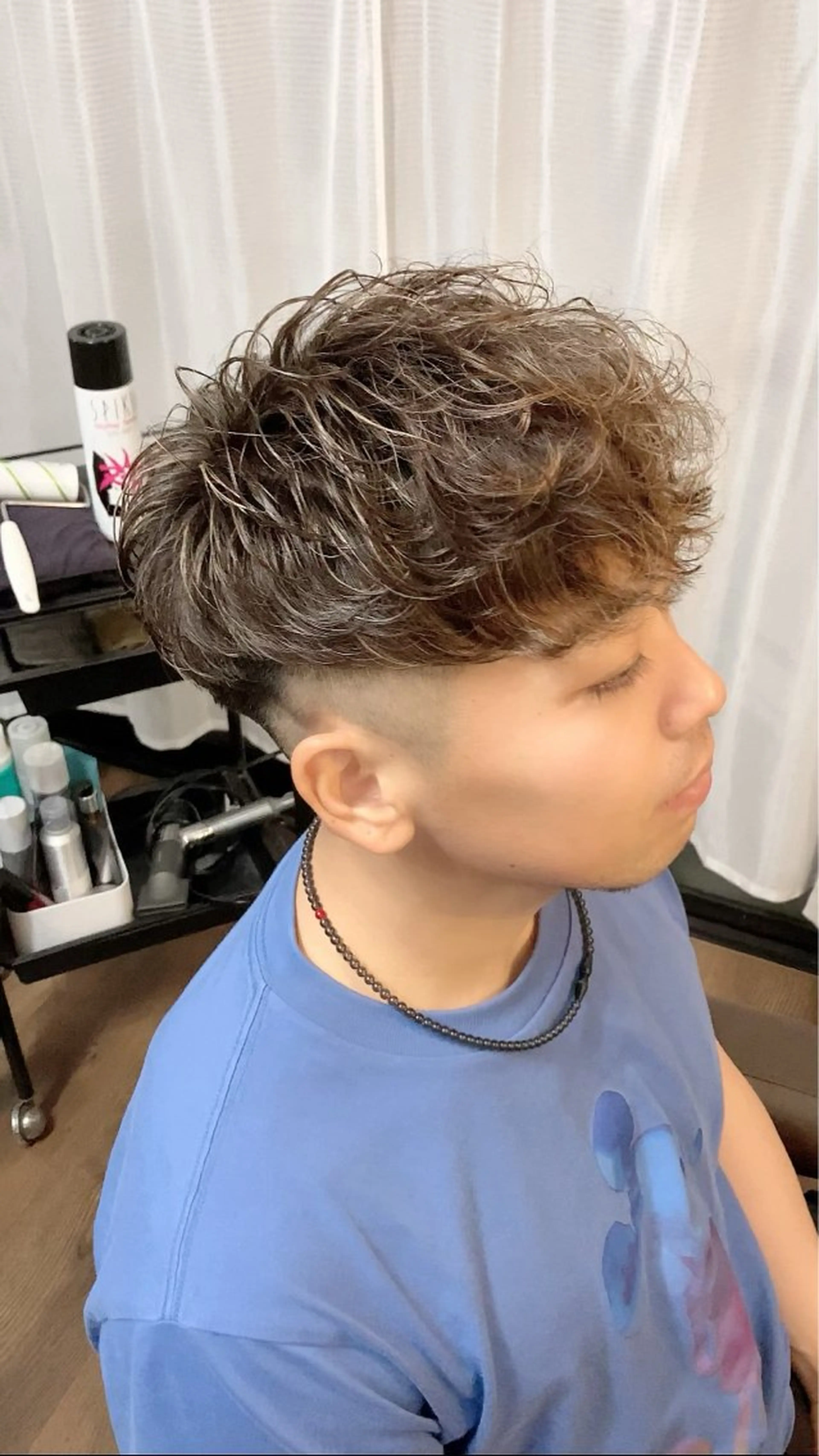 ショート メンズ メンズメッシュ スペインカール カット パーマ AUTHENTIC private mens hair salon所属・完全個室マンツーマン メンズサロン草野貴樹のヘアスタイル