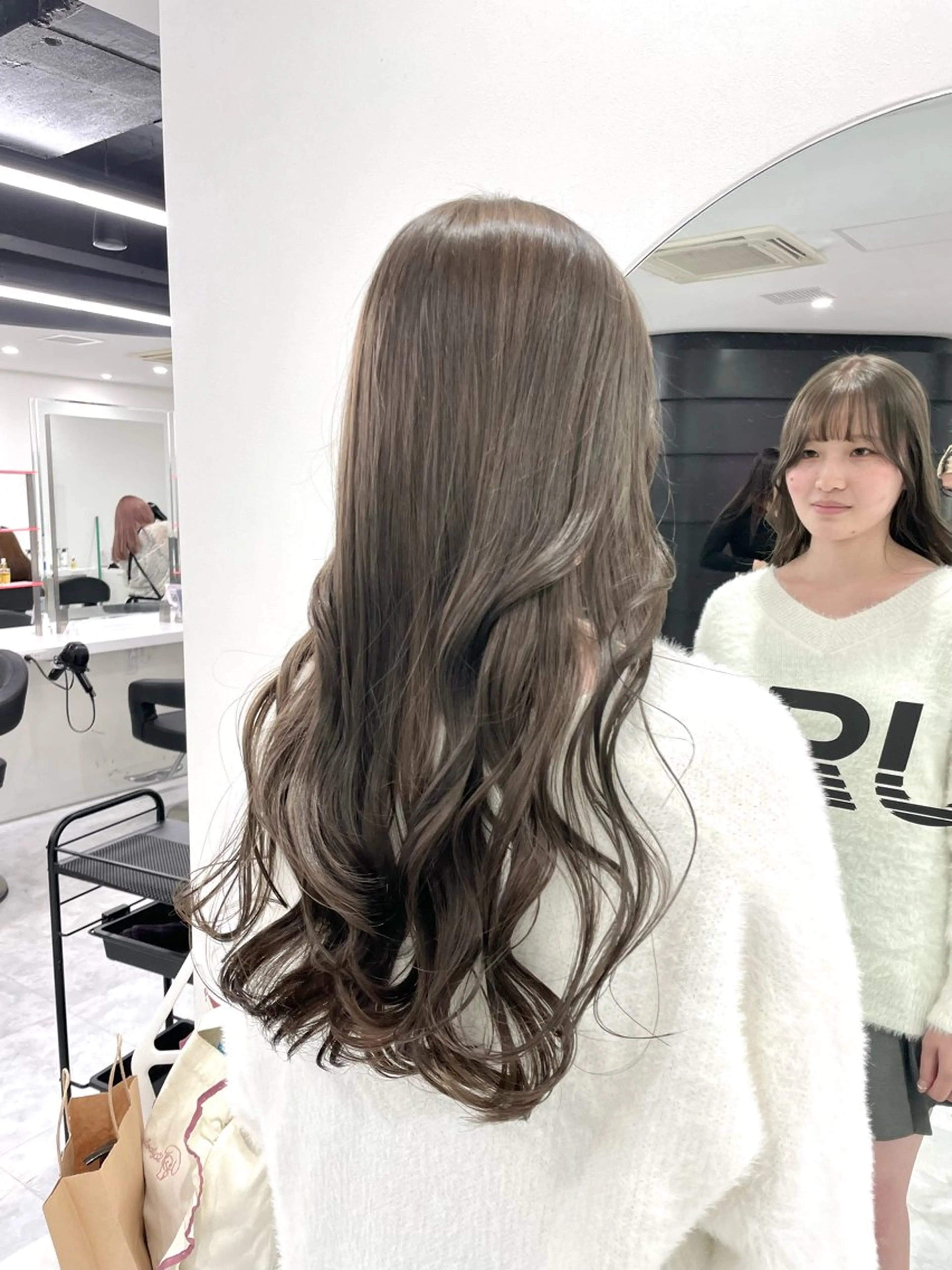 ロング 💍大人デザイン /ハイトーン♡リクトのヘアスタイル