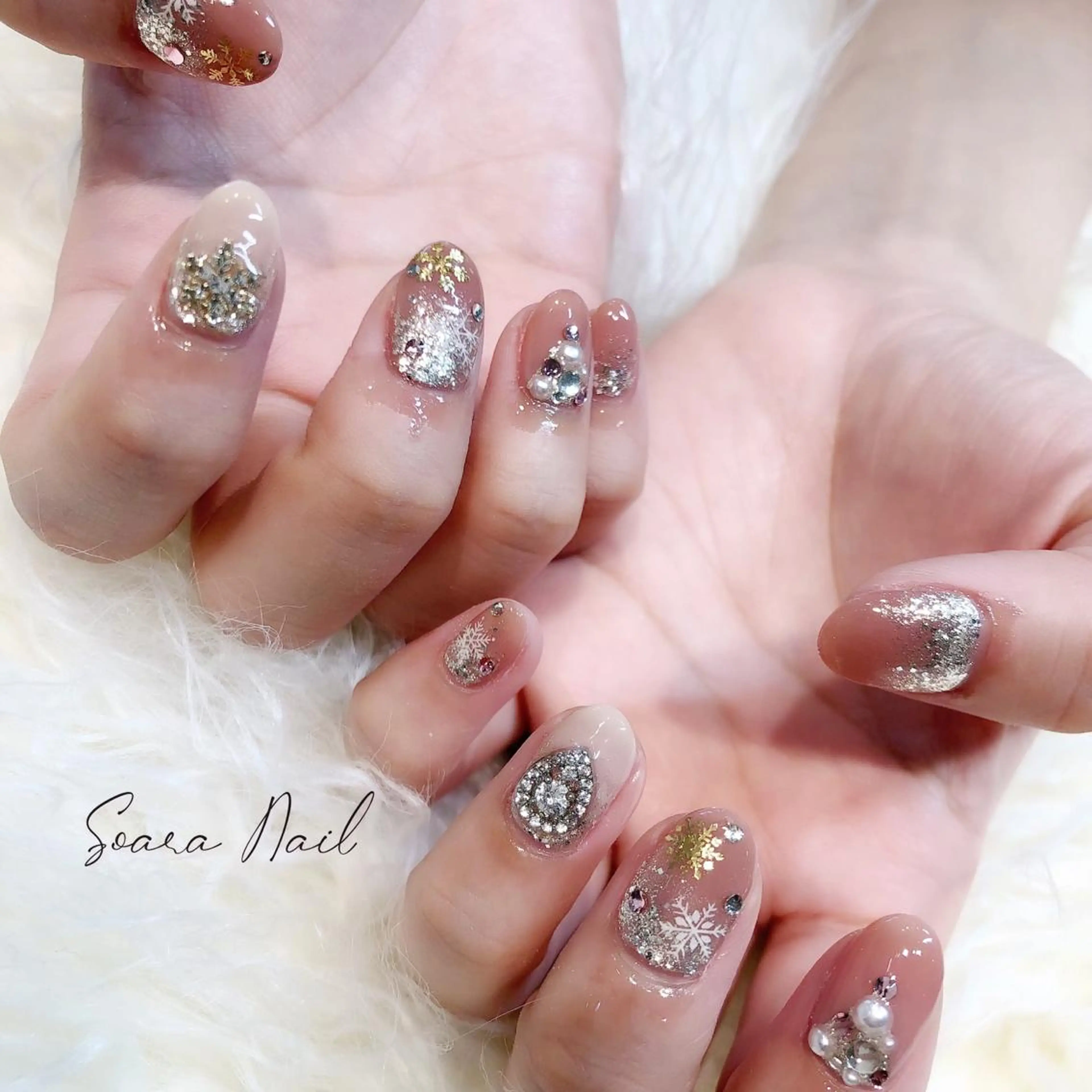 ネイル 冬ネイル クリスマス ハンドネイル Salon Cleve所属・T. maoのネイルデザイン